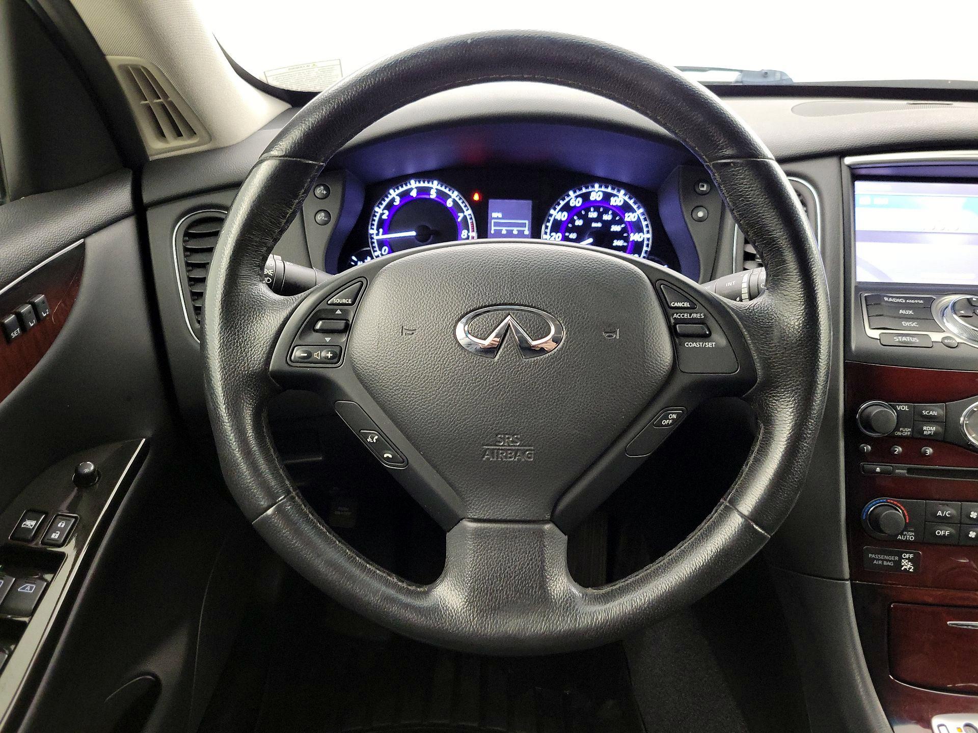 Thumbnail: 2017 INFINITI QX50 - 10