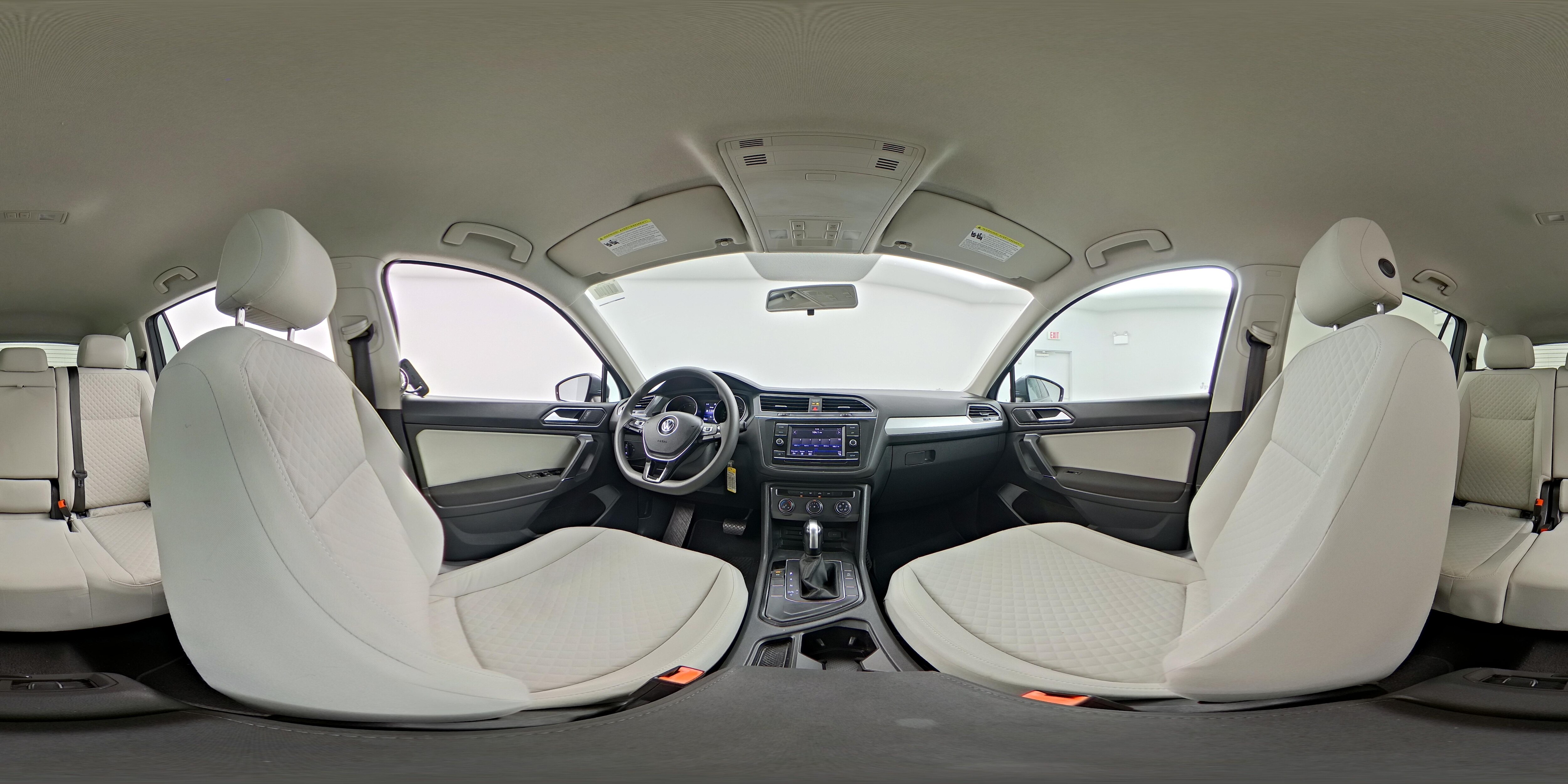2018 Volkswagen Tiguan S - Photo 26