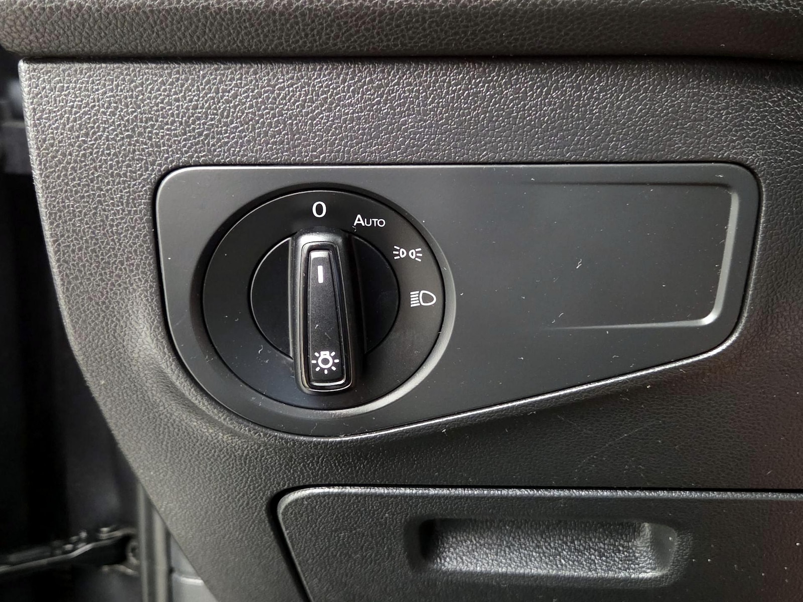 2018 Volkswagen Tiguan S - Photo 14