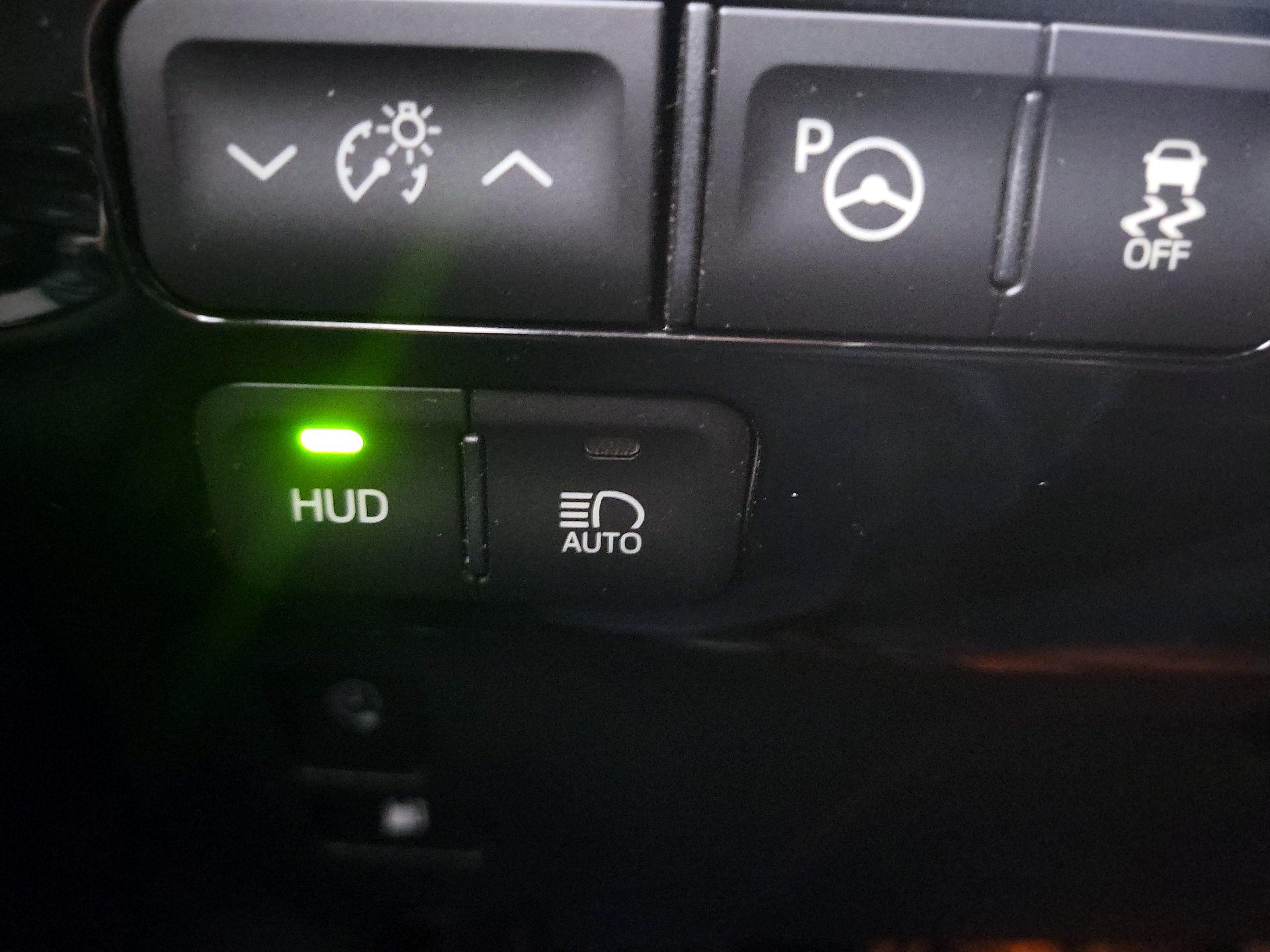 Thumbnail: 2017 Toyota Prius Prime - 13