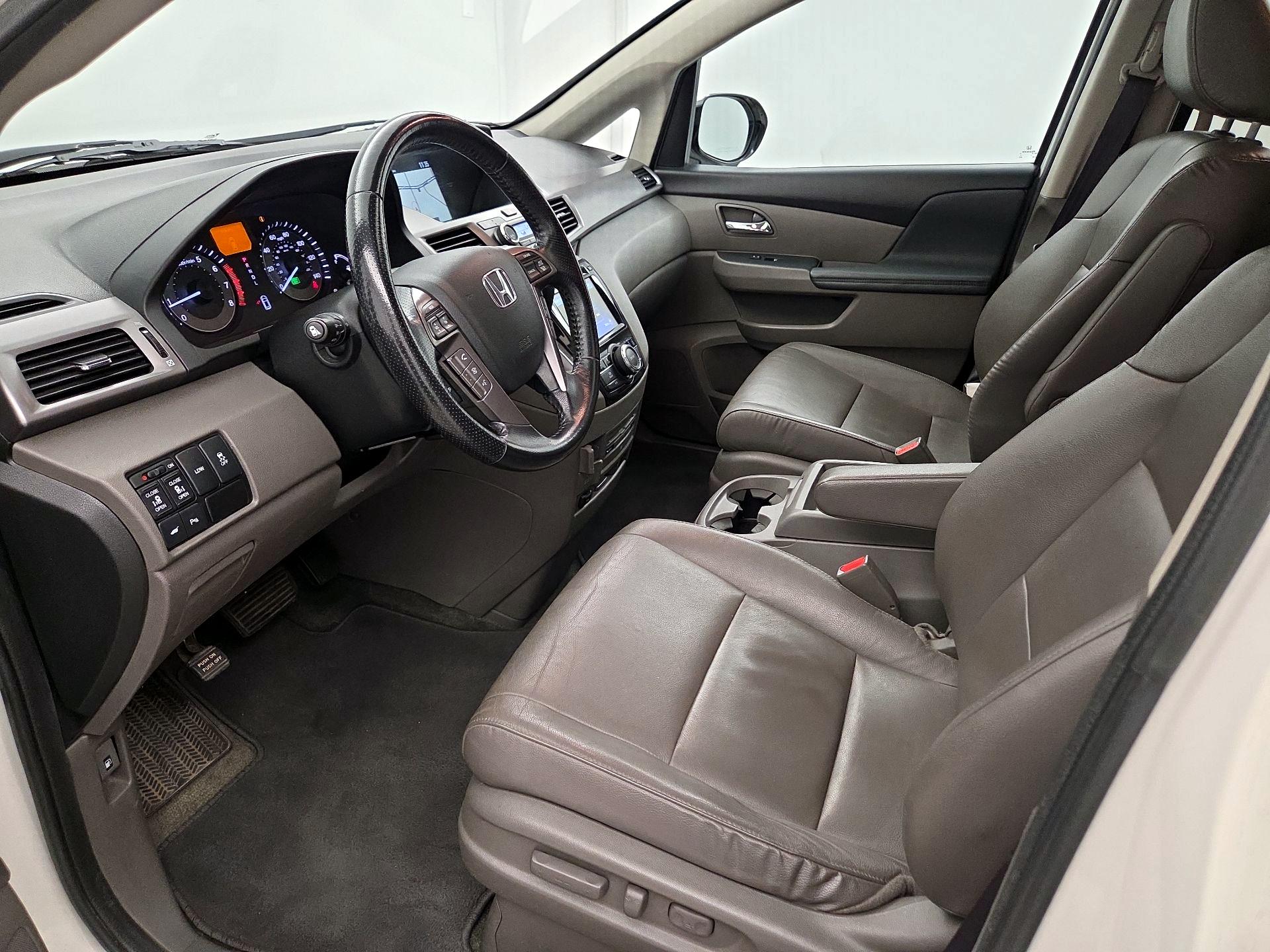 Thumbnail: 2015 Honda Odyssey - 11