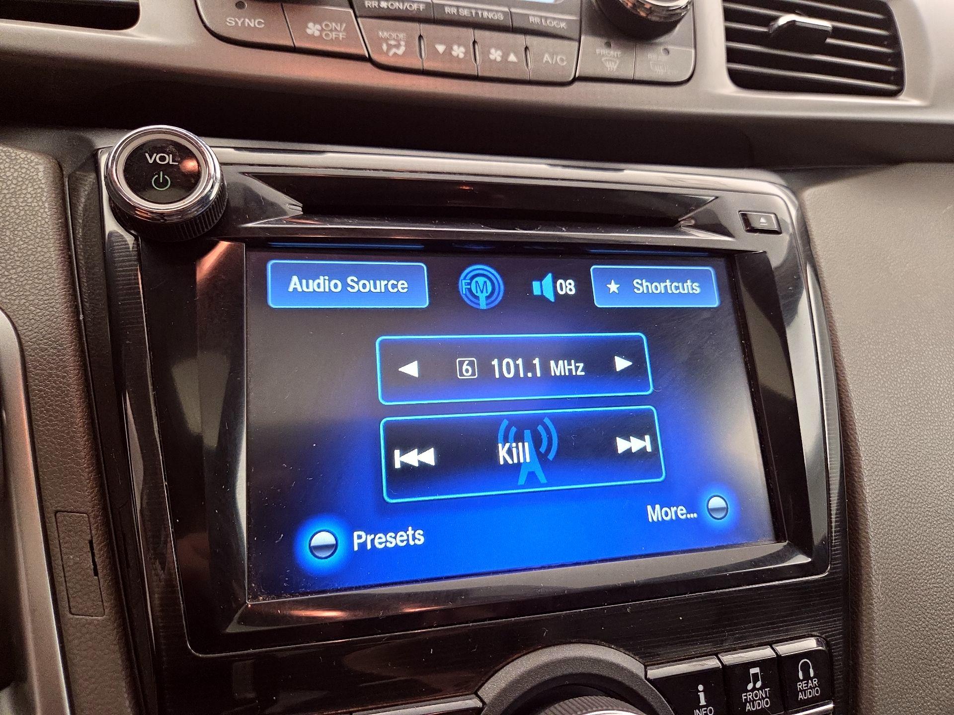 Thumbnail: 2015 Honda Odyssey - 16