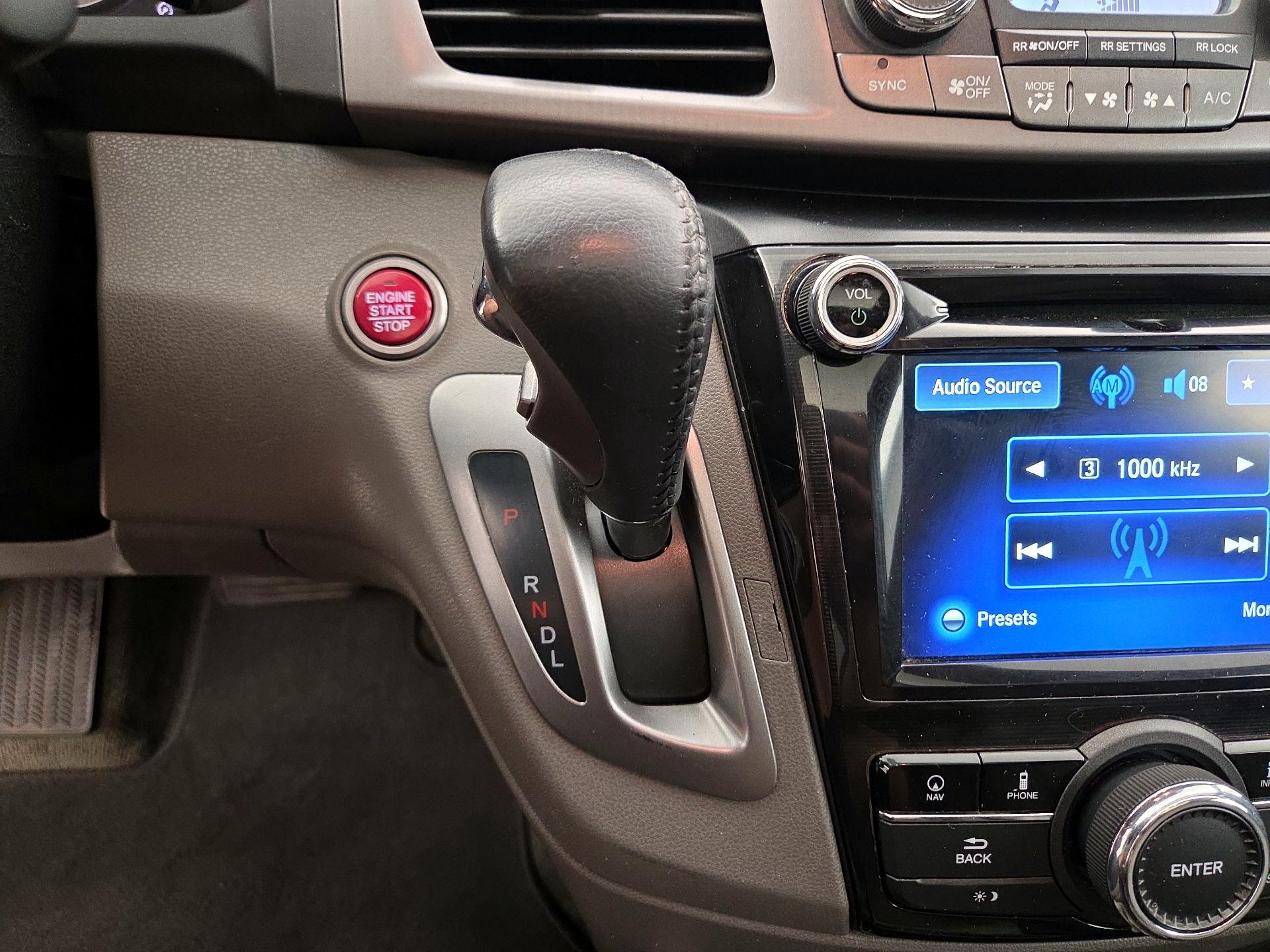 Thumbnail: 2015 Honda Odyssey - 18