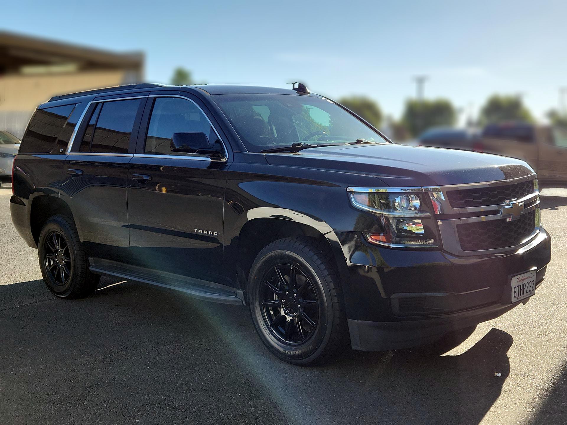Thumbnail: 2019 Chevrolet Tahoe - 1