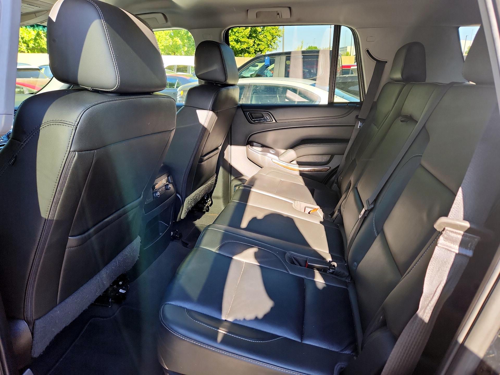 Thumbnail: 2019 Chevrolet Tahoe - 17