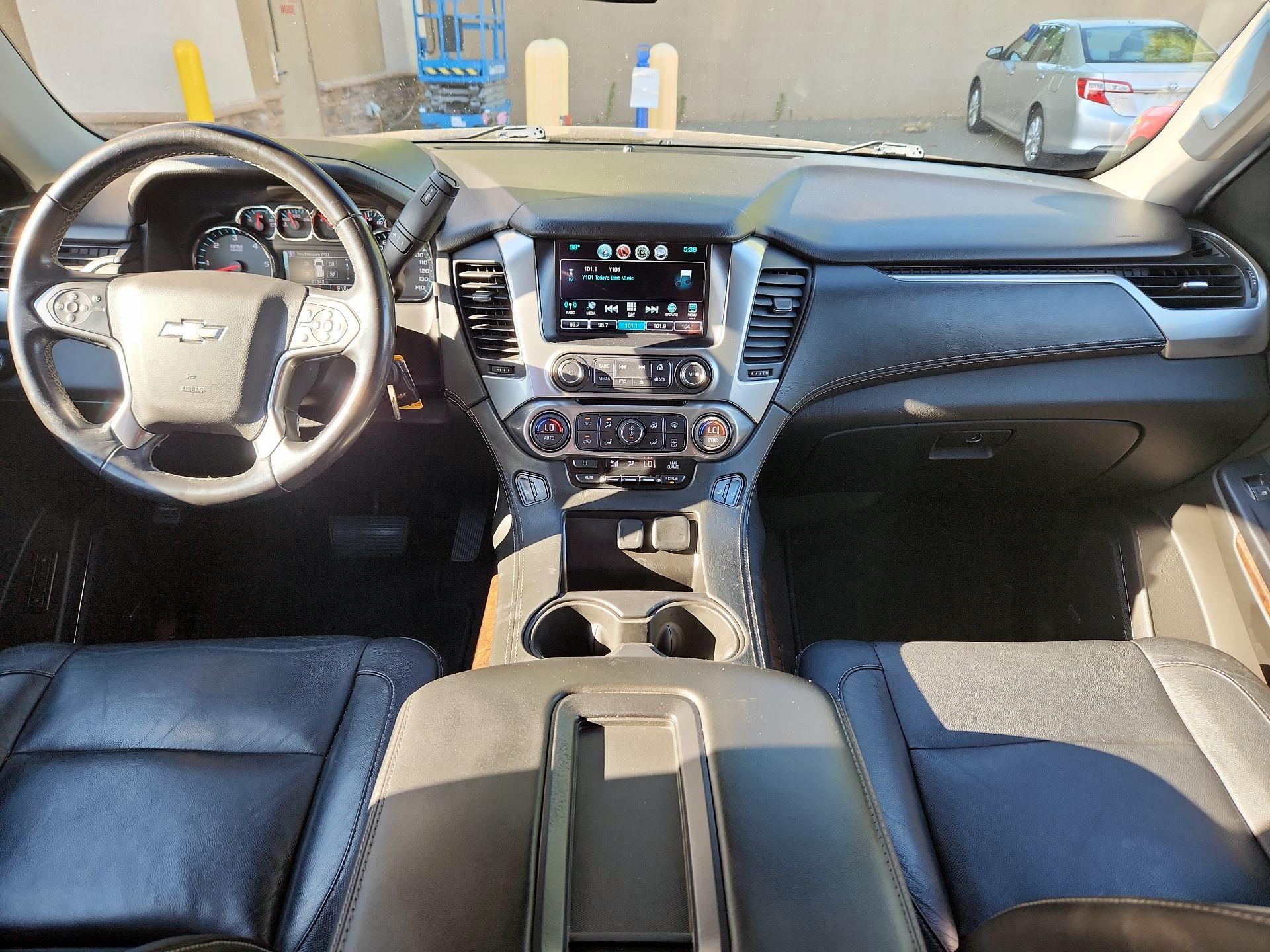 Thumbnail: 2019 Chevrolet Tahoe - 8