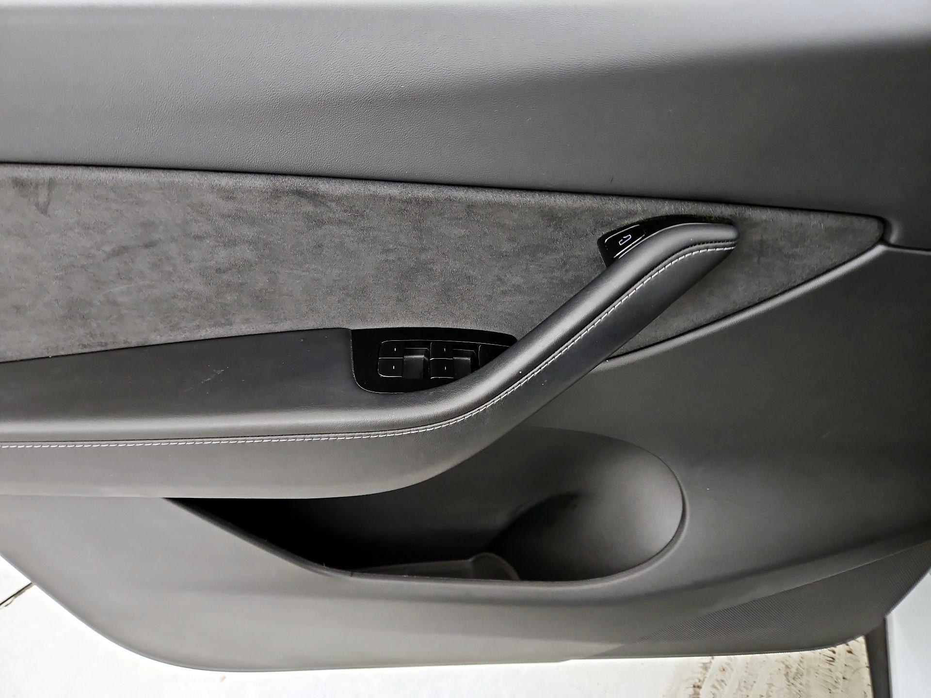 Thumbnail: 2021 Tesla Model Y - 12