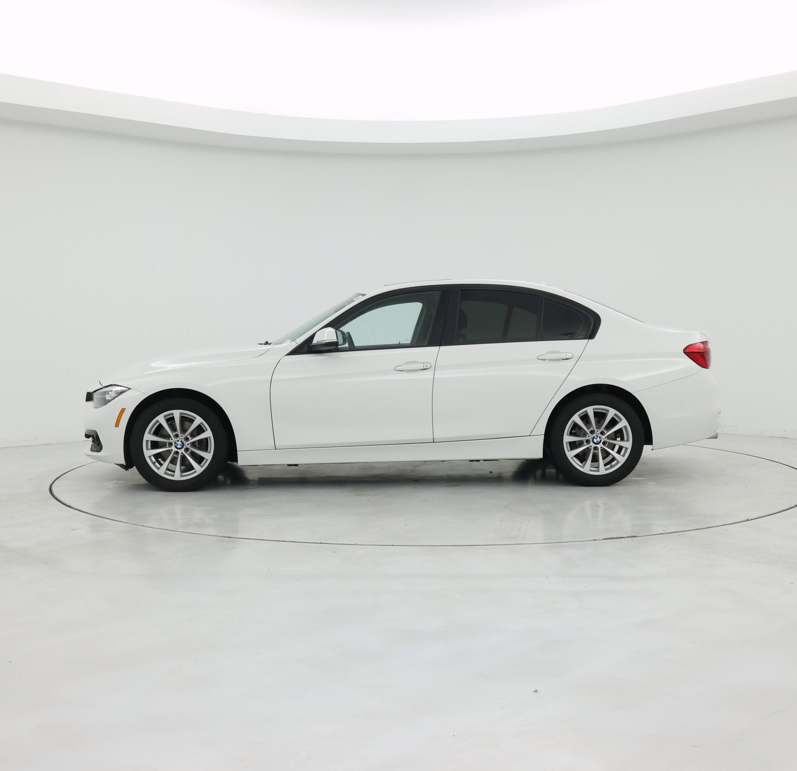 Thumbnail: 2016 BMW 3 Series - 3