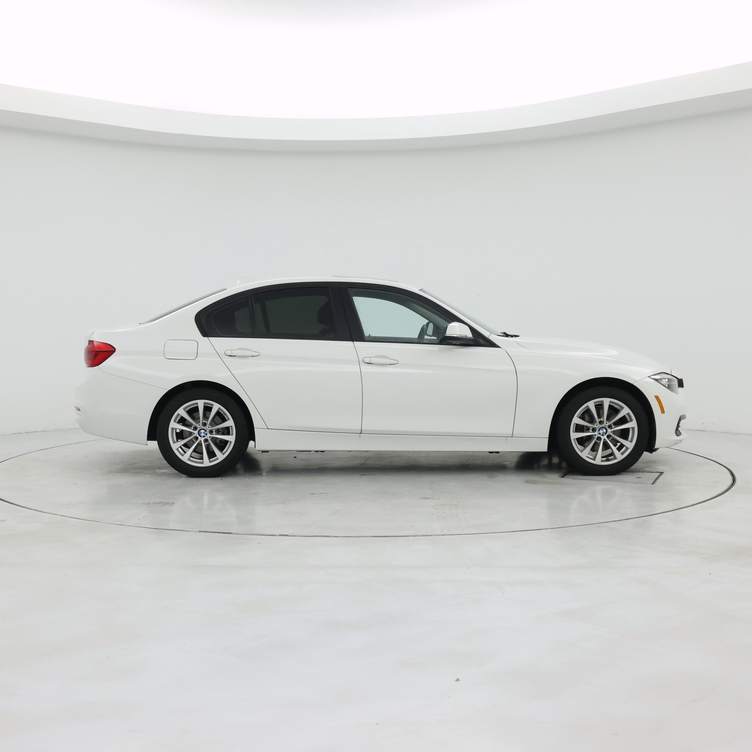 Thumbnail: 2016 BMW 3 Series - 7