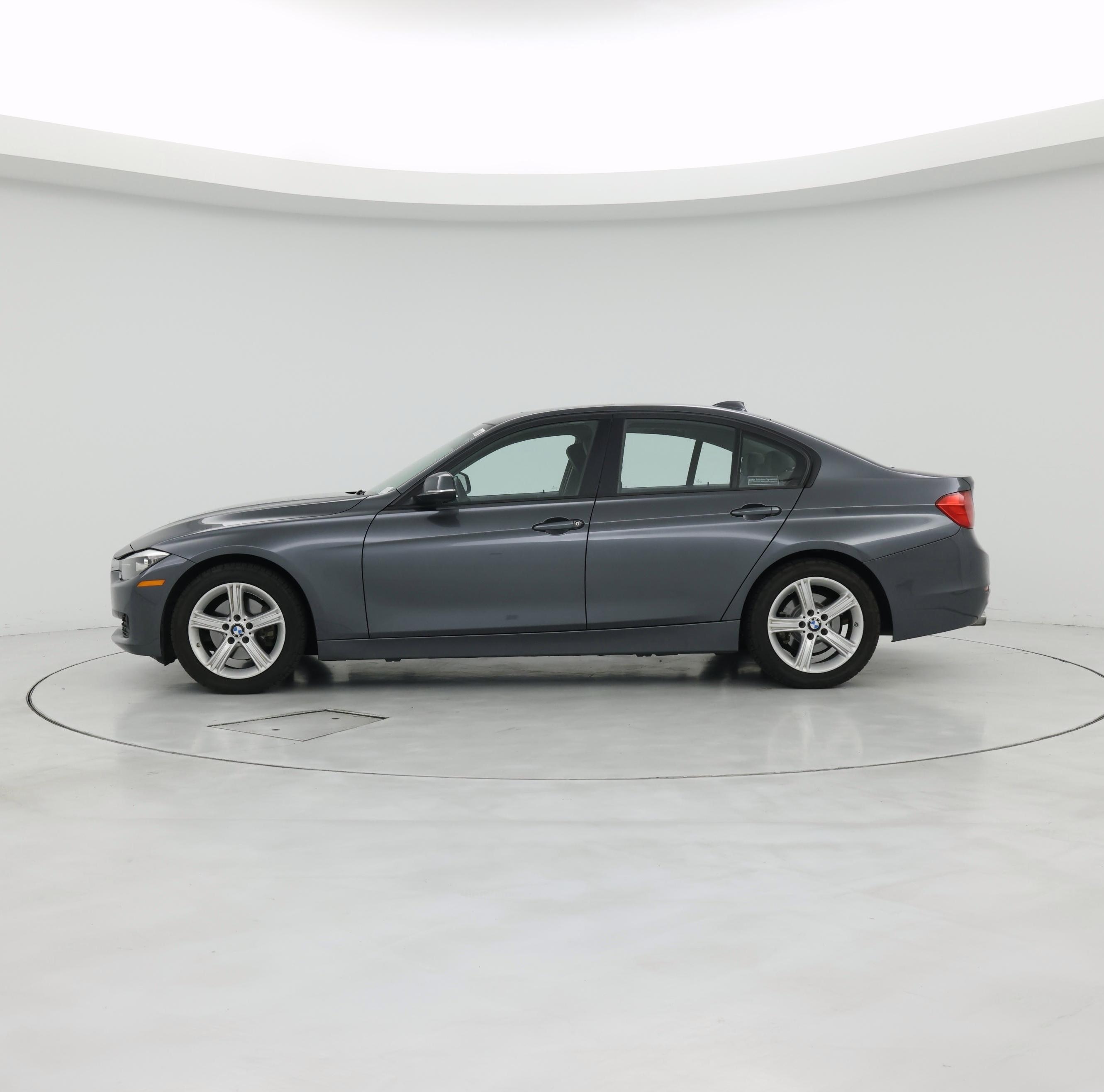 Thumbnail: 2014 BMW 3 Series - 3