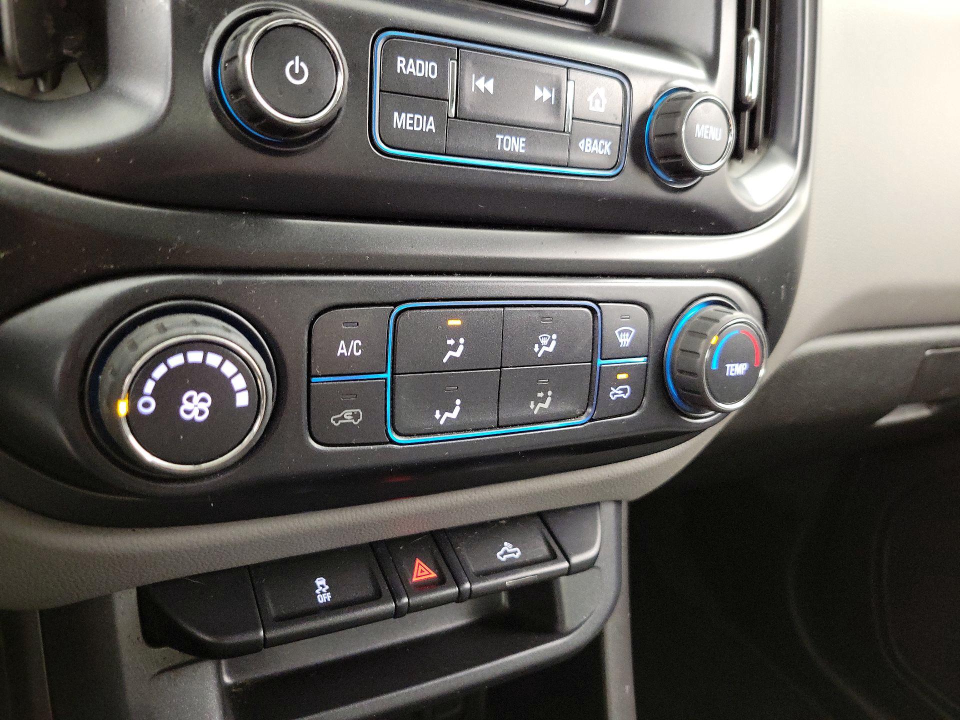 Thumbnail: 2016 Chevrolet Colorado - 16