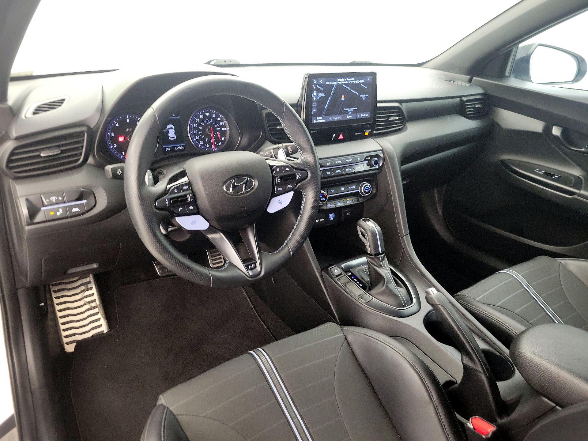 Thumbnail: 2022 Hyundai Veloster - 9