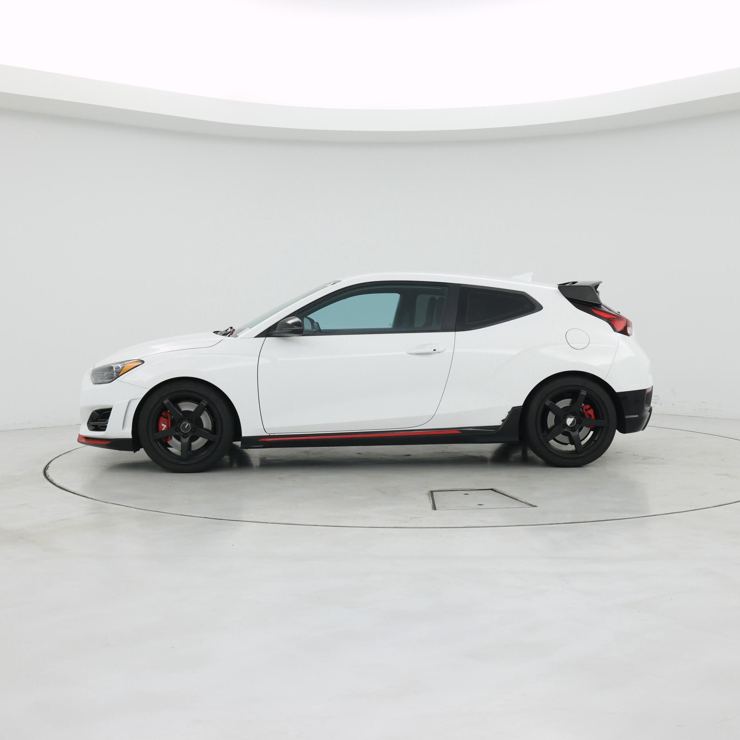 Thumbnail: 2022 Hyundai Veloster - 3