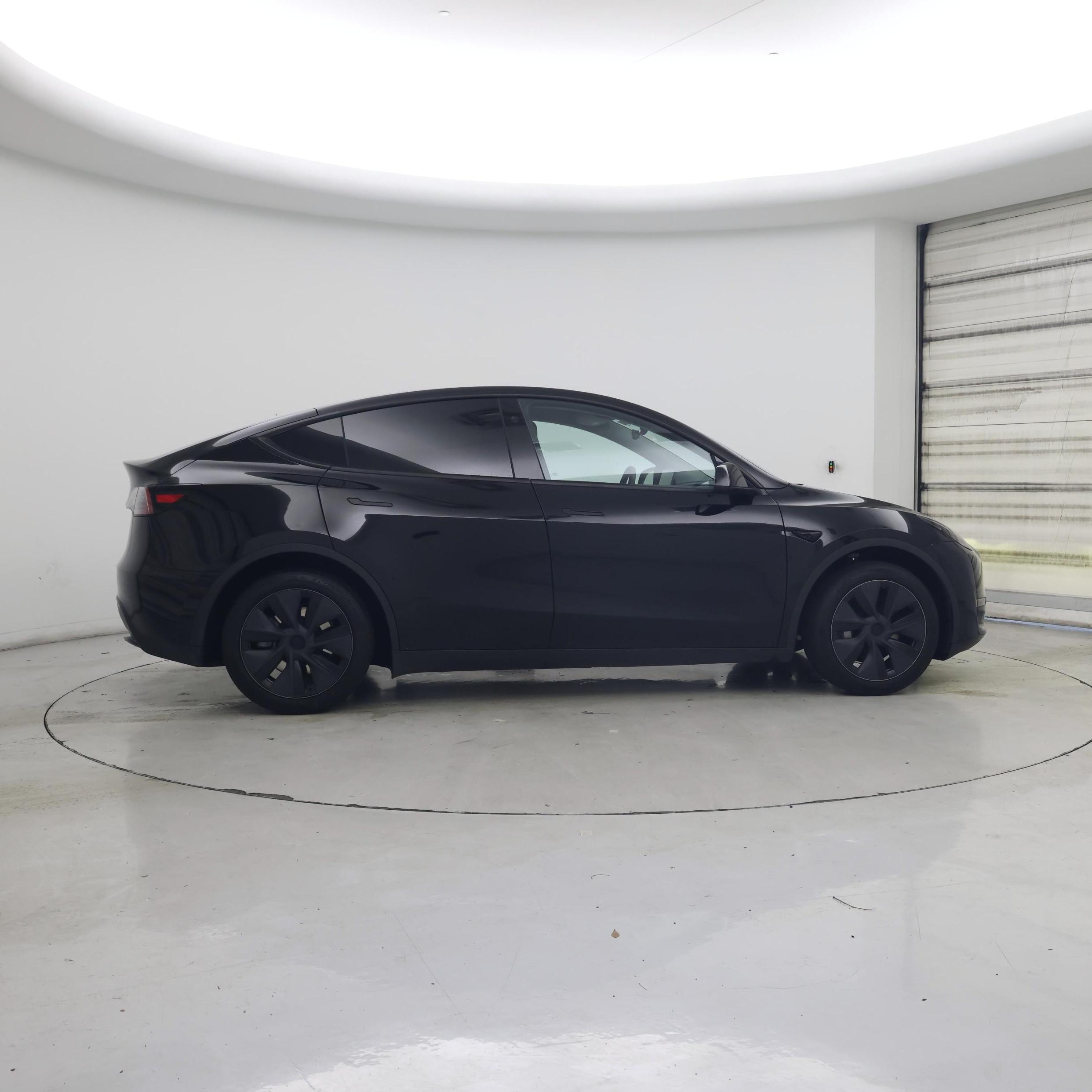 Thumbnail: 2024 Tesla Model Y - 7