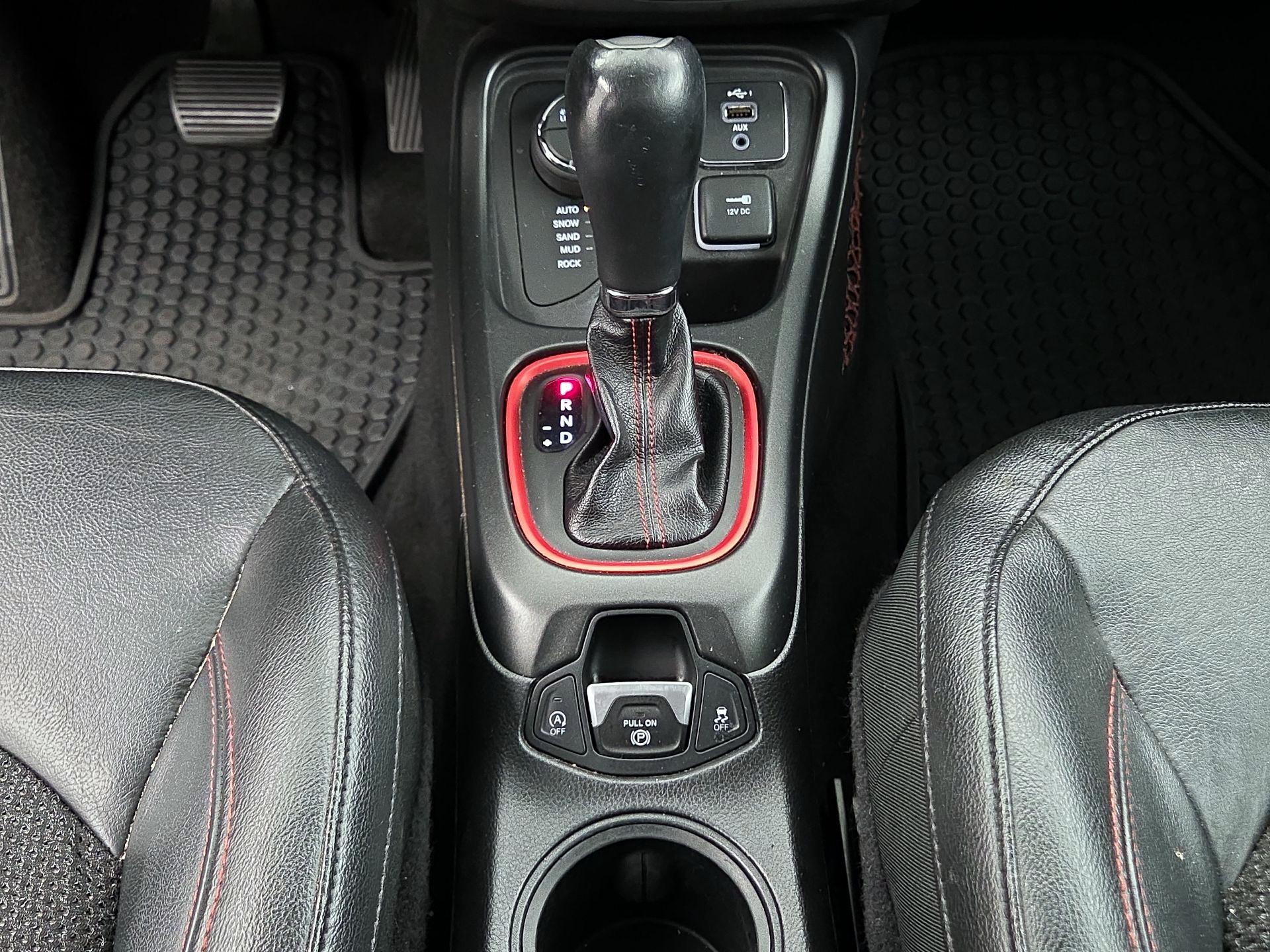 Thumbnail: 2019 Jeep Compass - 17