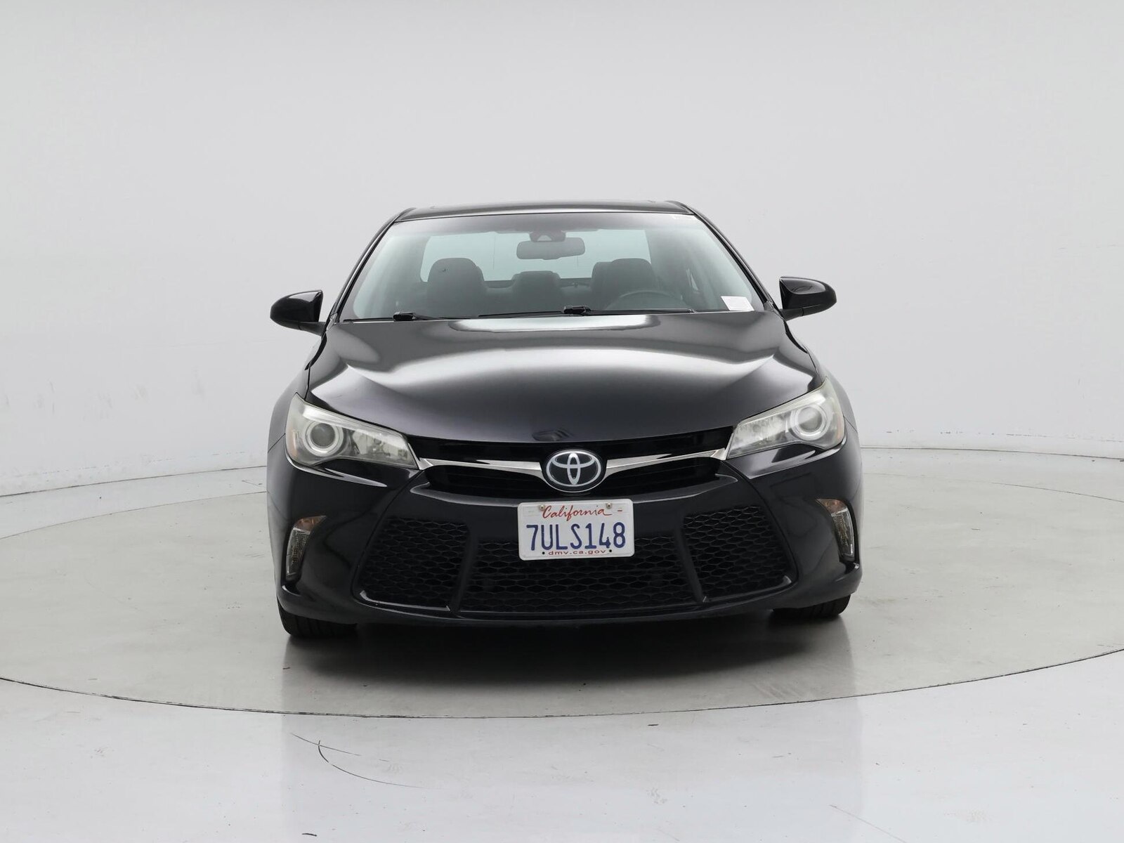 2017 Toyota Camry XSE - Photo 6