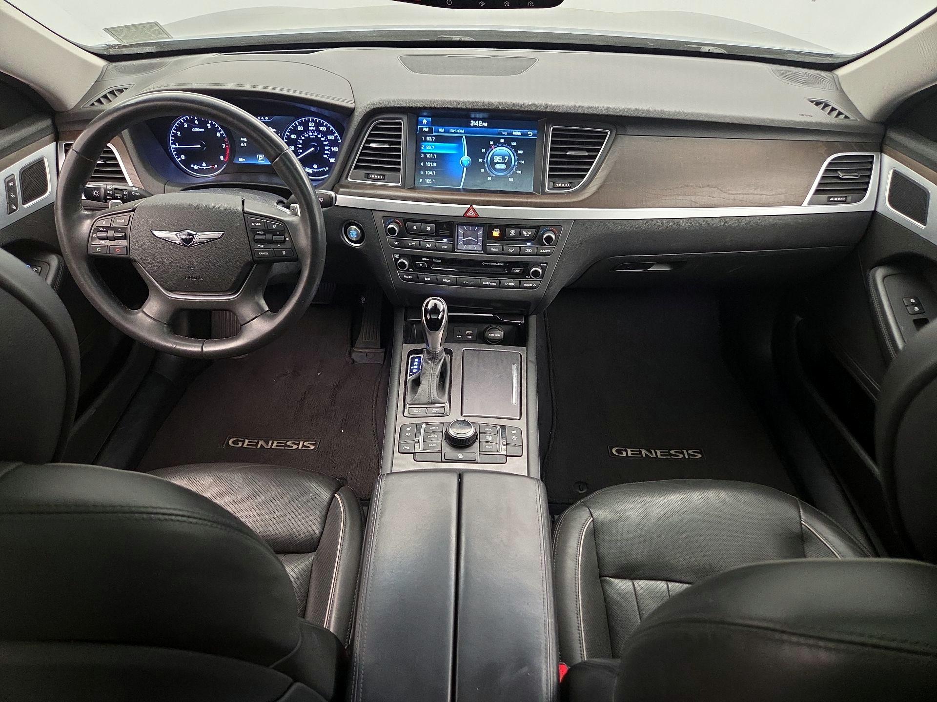 Thumbnail: 2017 Genesis G80 - 9