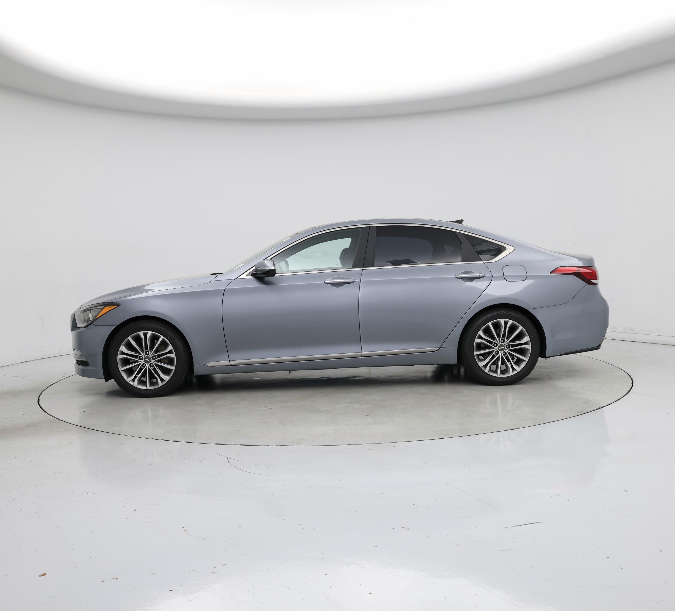 Thumbnail: 2017 Genesis G80 - 3