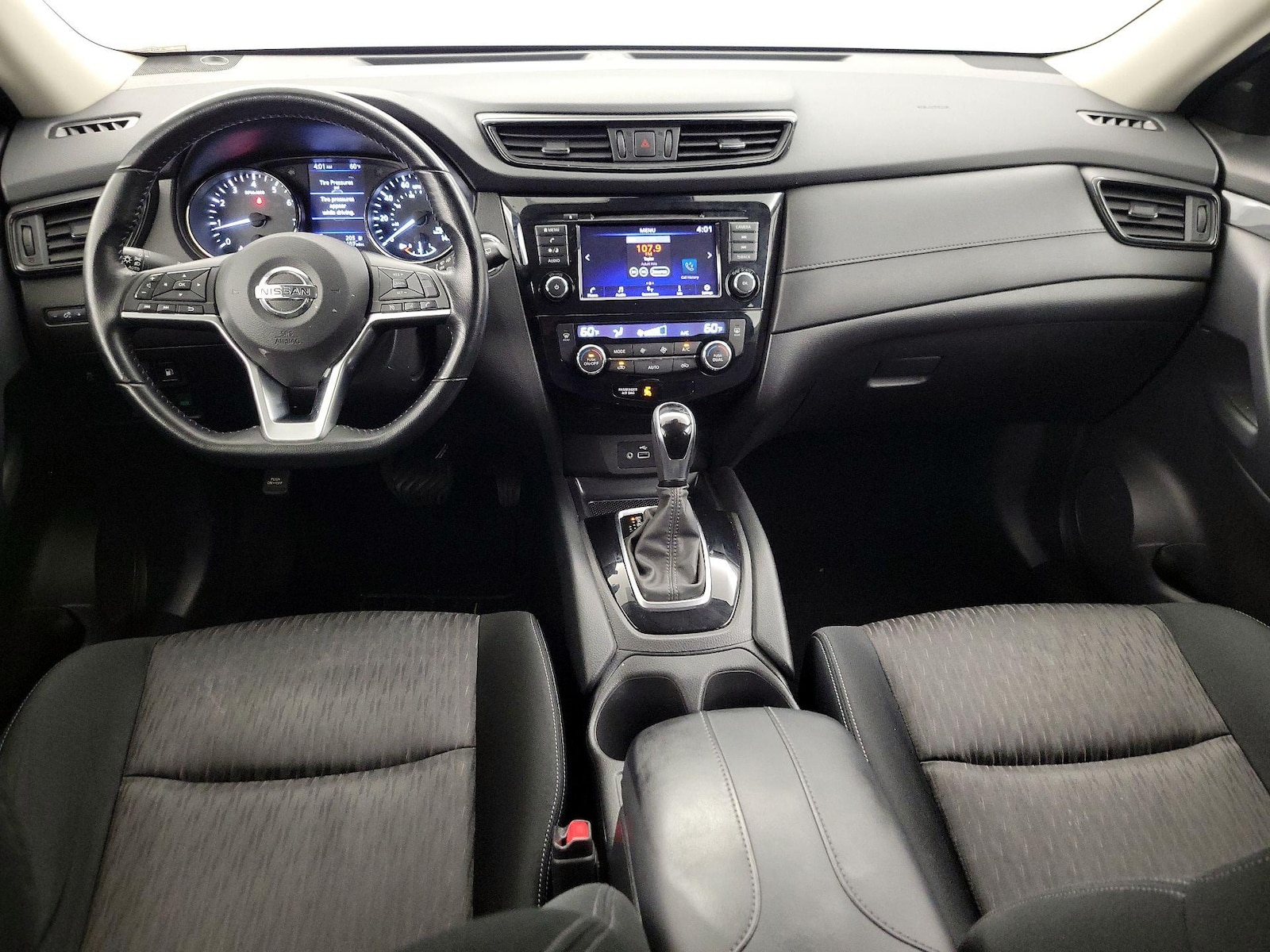 2020 Nissan Rogue SV - Photo 10