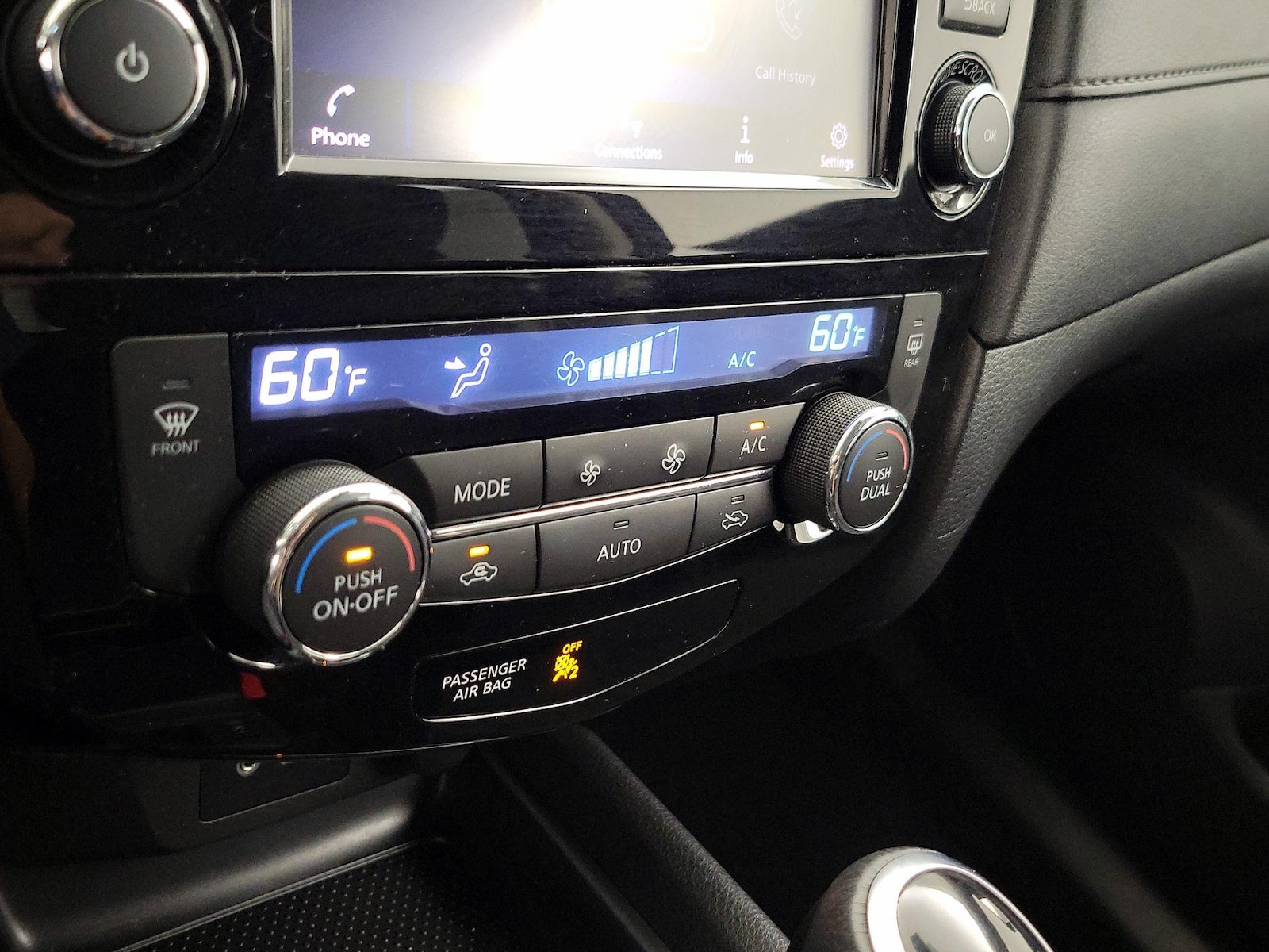 2020 Nissan Rogue SV - Photo 17