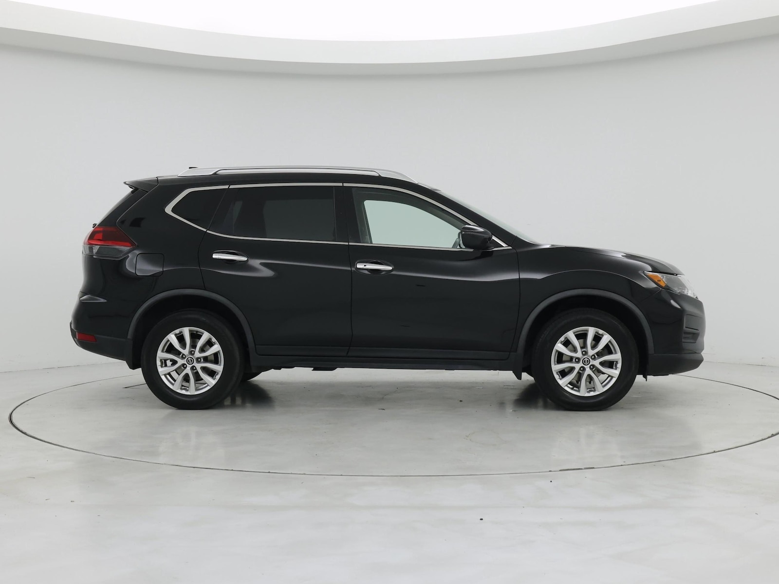 2020 Nissan Rogue SV - Photo 8