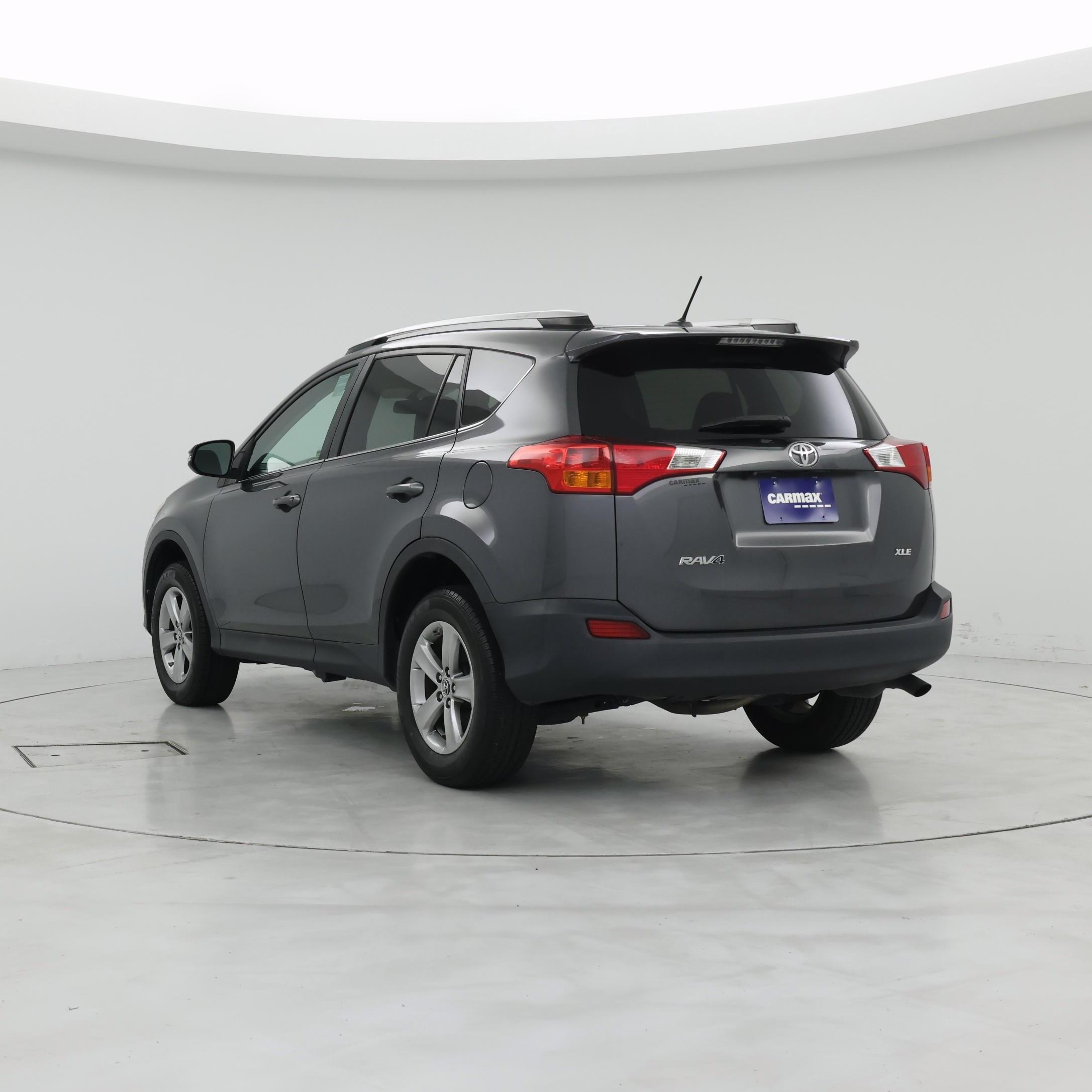 Thumbnail: 2015 Toyota RAV4 - 2