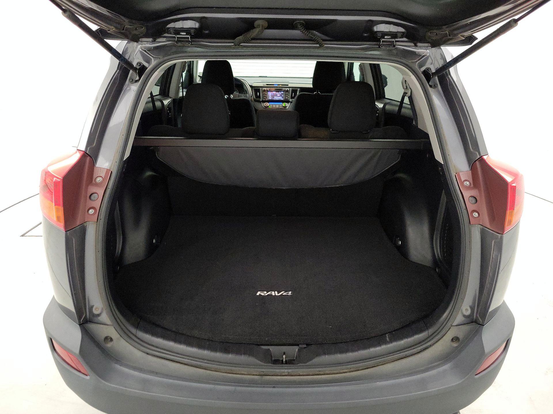 Thumbnail: 2015 Toyota RAV4 - 20