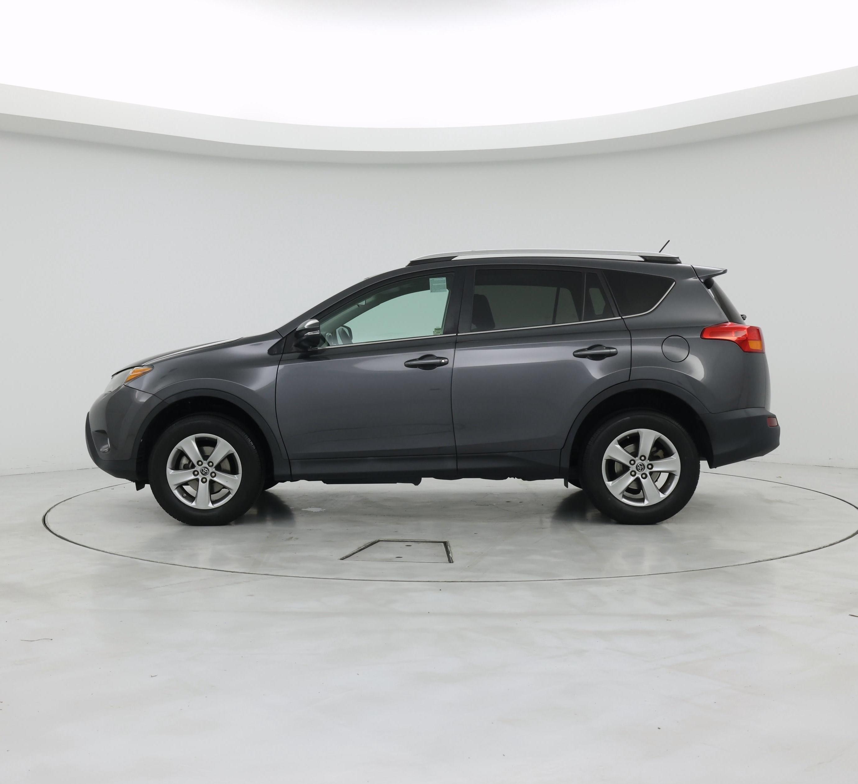 Thumbnail: 2015 Toyota RAV4 - 3