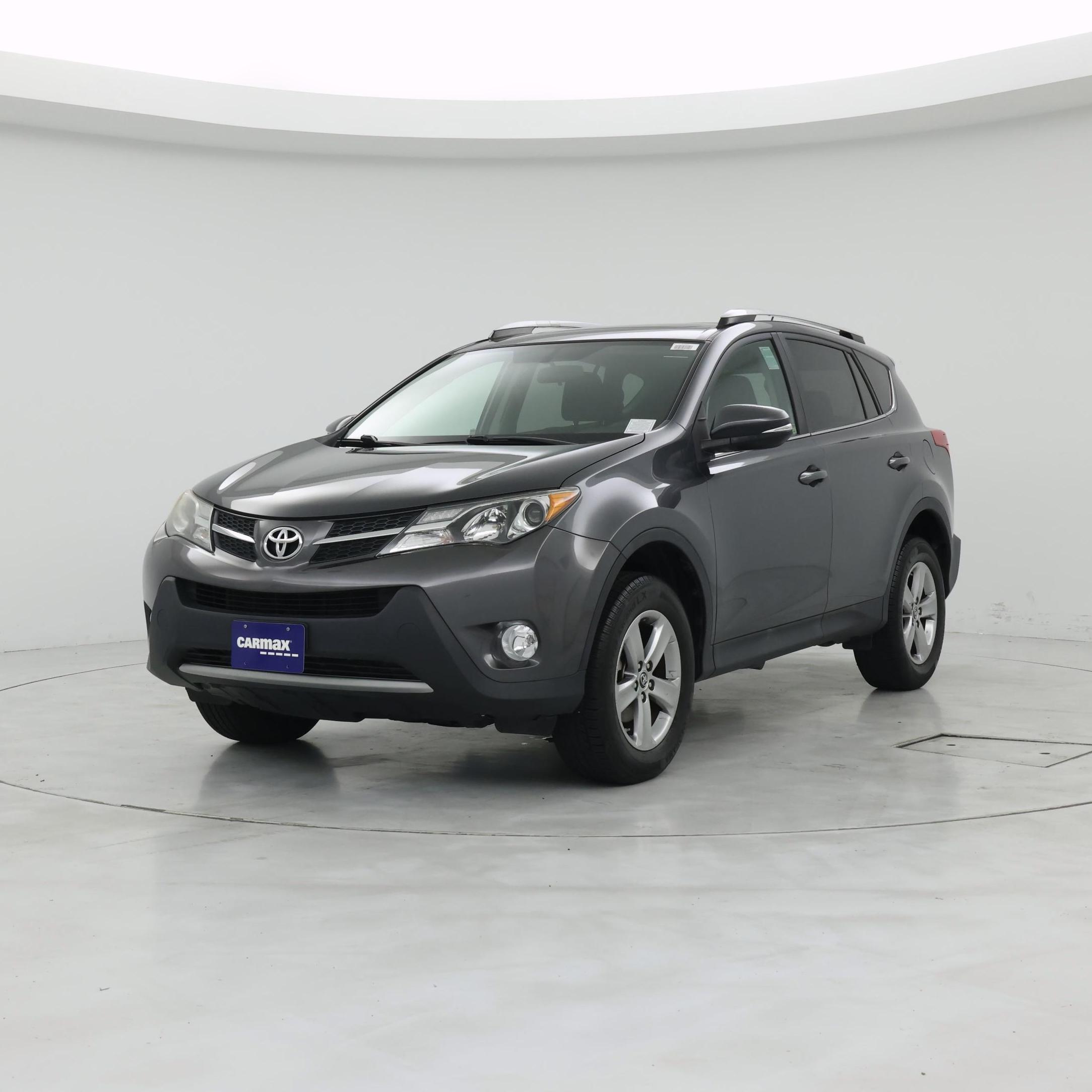Thumbnail: 2015 Toyota RAV4 - 4