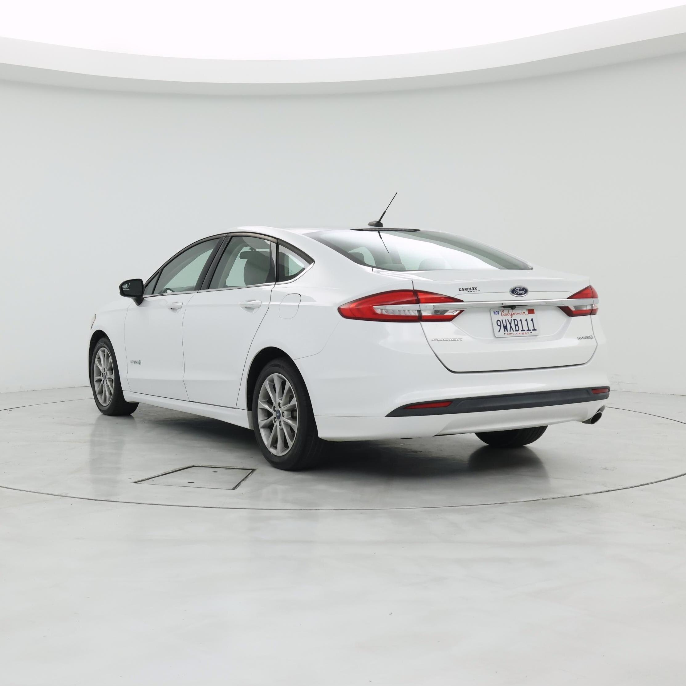 Thumbnail: 2017 Ford Fusion - 2