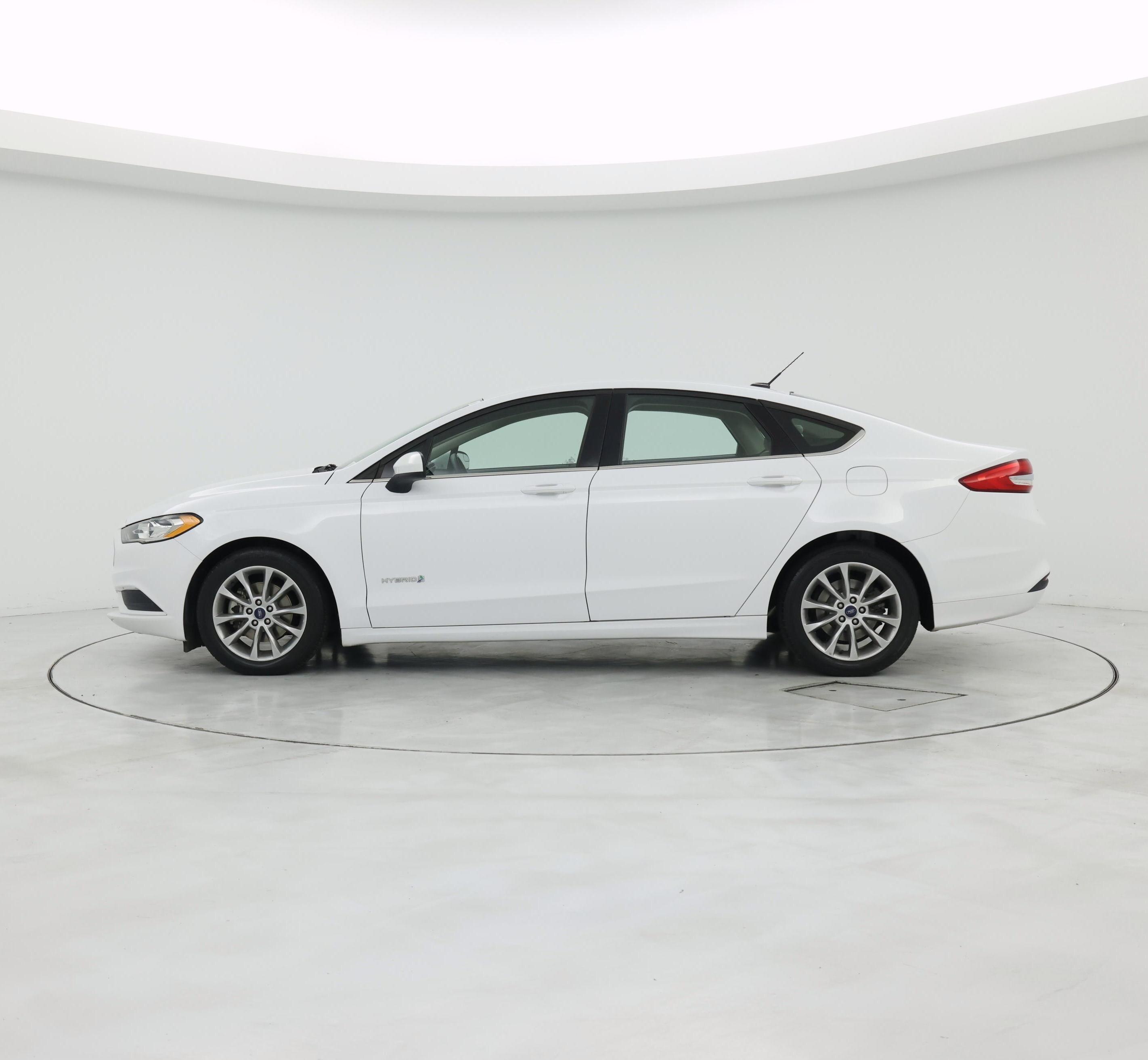 Thumbnail: 2017 Ford Fusion - 3