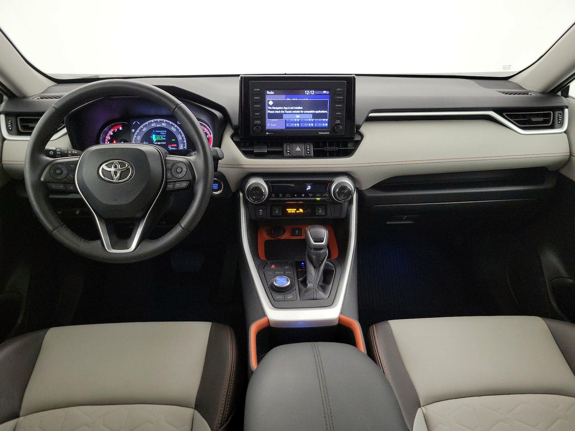 Thumbnail: 2022 Toyota RAV4 - 9