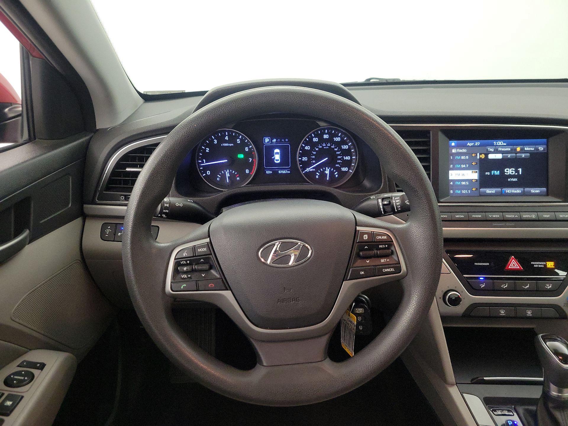 Thumbnail: 2018 Hyundai Elantra - 10