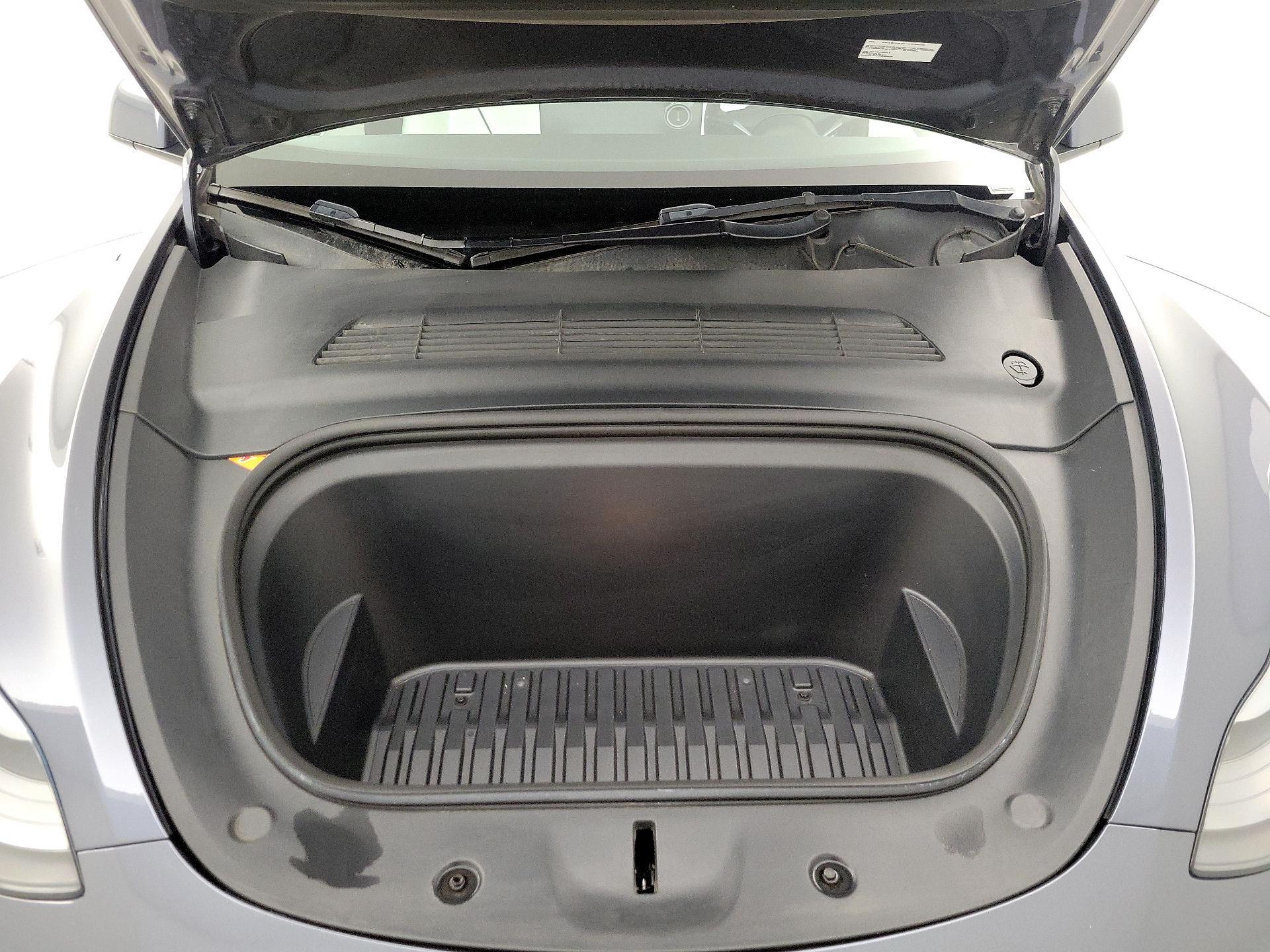 Thumbnail: 2022 Tesla Model Y - 20