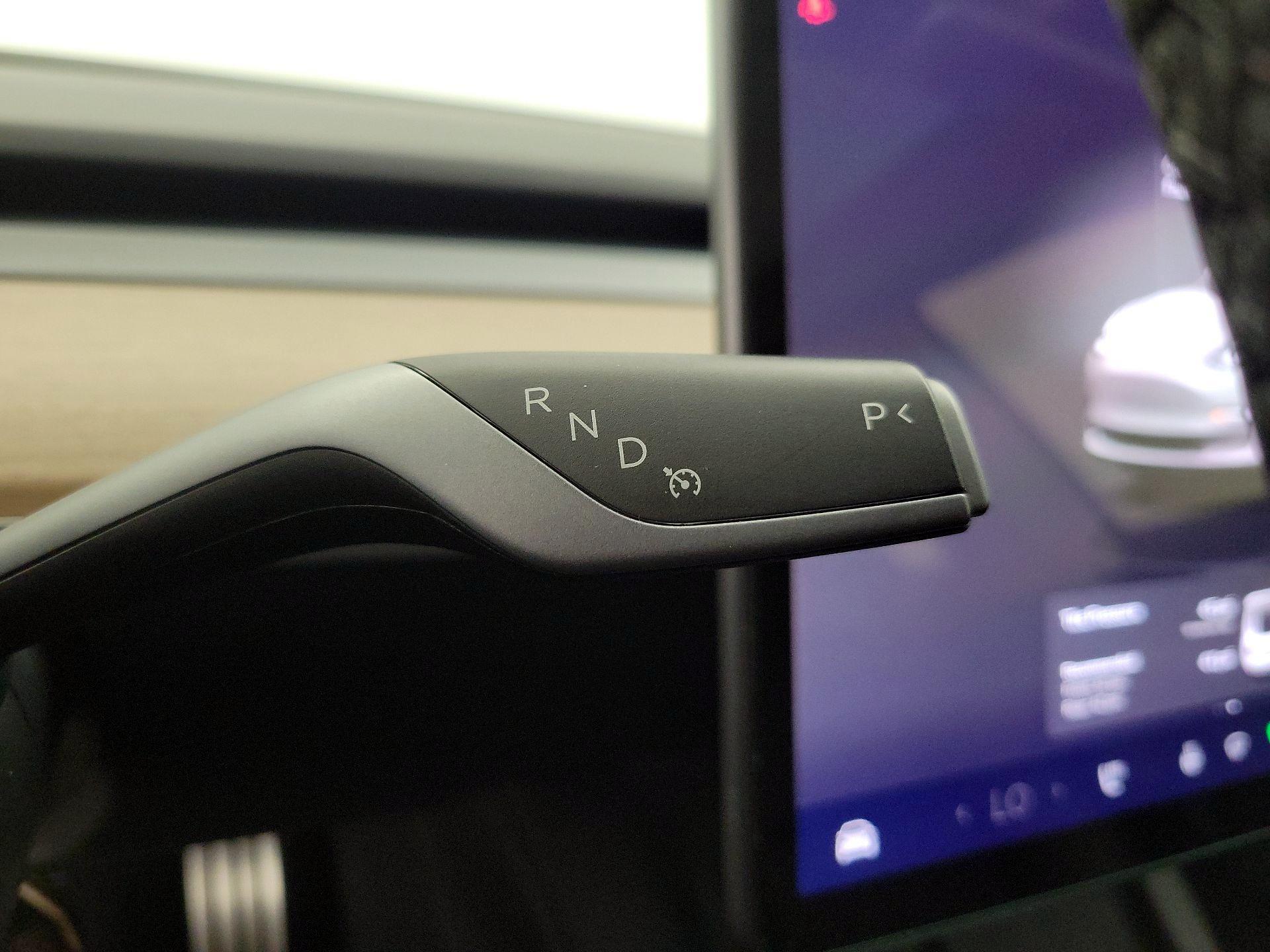 Thumbnail: 2023 Tesla Model 3 - 17