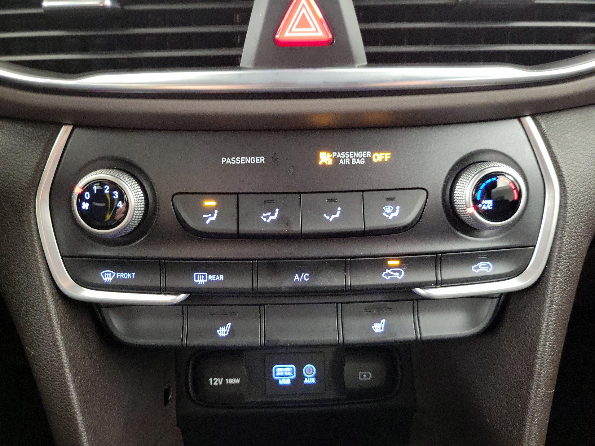 Thumbnail: 2020 Hyundai Santa Fe - 16