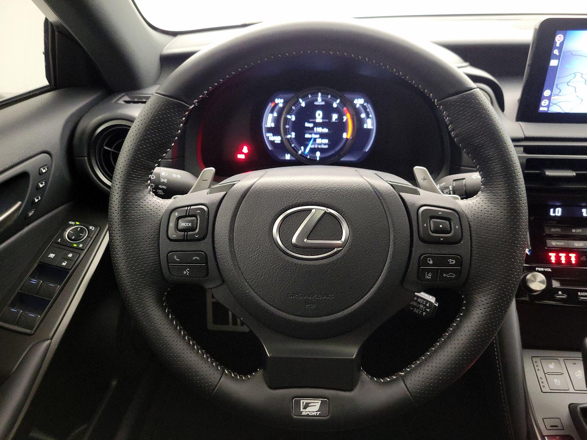 Thumbnail: 2025 Lexus IS - 10