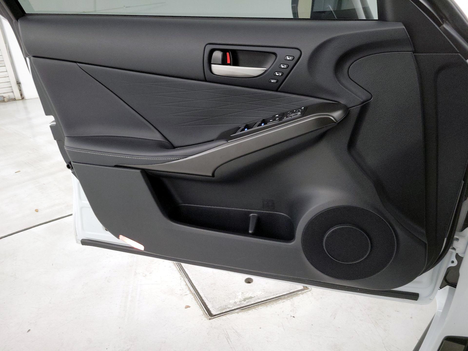 Thumbnail: 2025 Lexus IS - 12