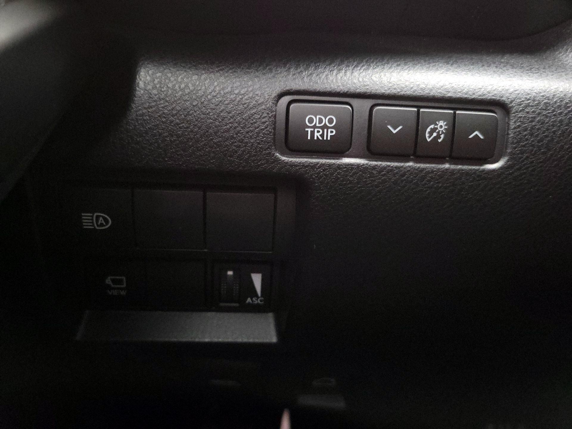 Thumbnail: 2025 Lexus IS - 13