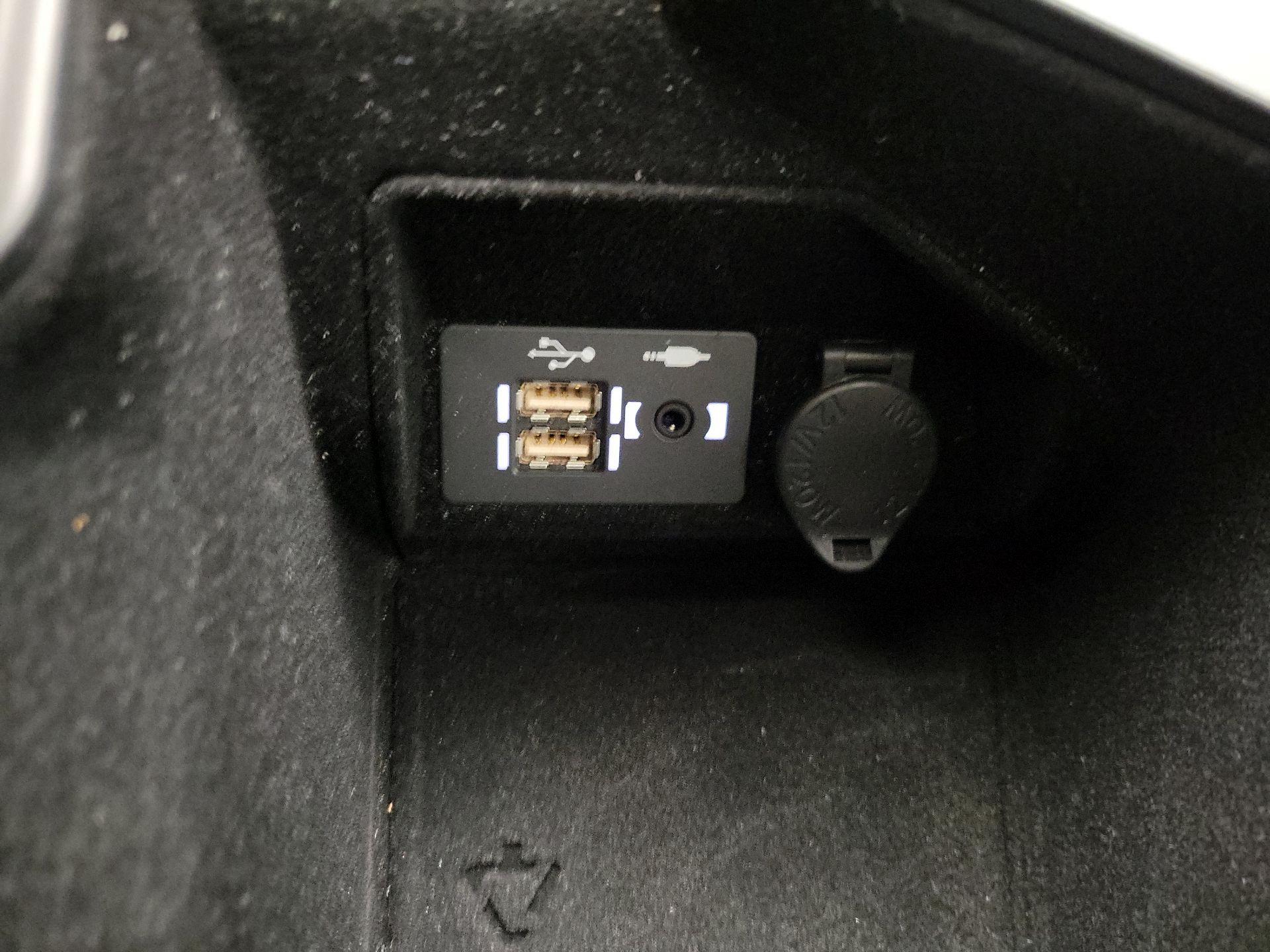 Thumbnail: 2025 Lexus IS - 19