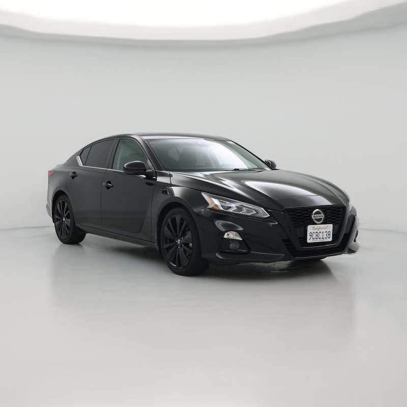 2022 Nissan Altima SR