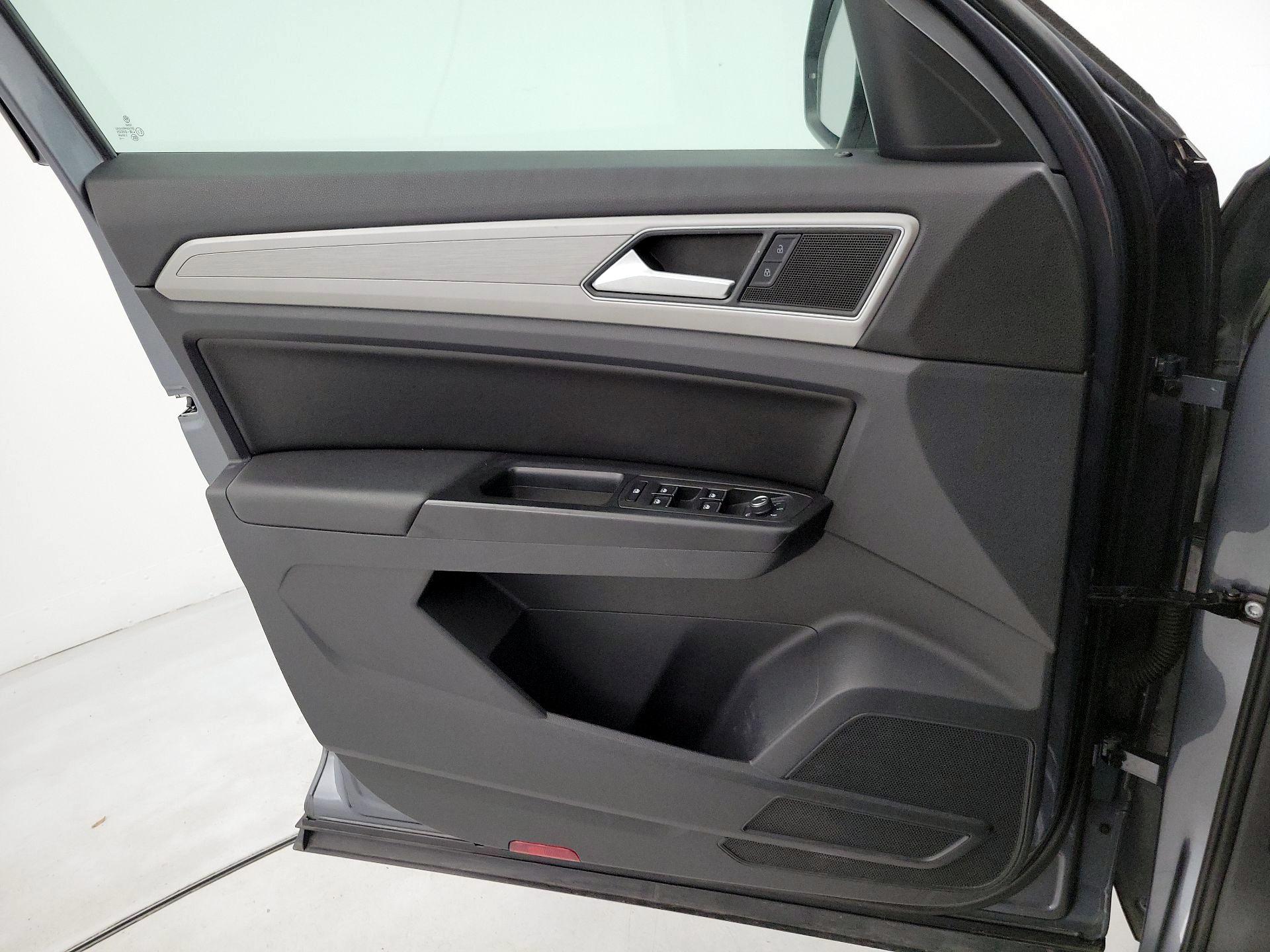 Thumbnail: 2019 Volkswagen Atlas - 12