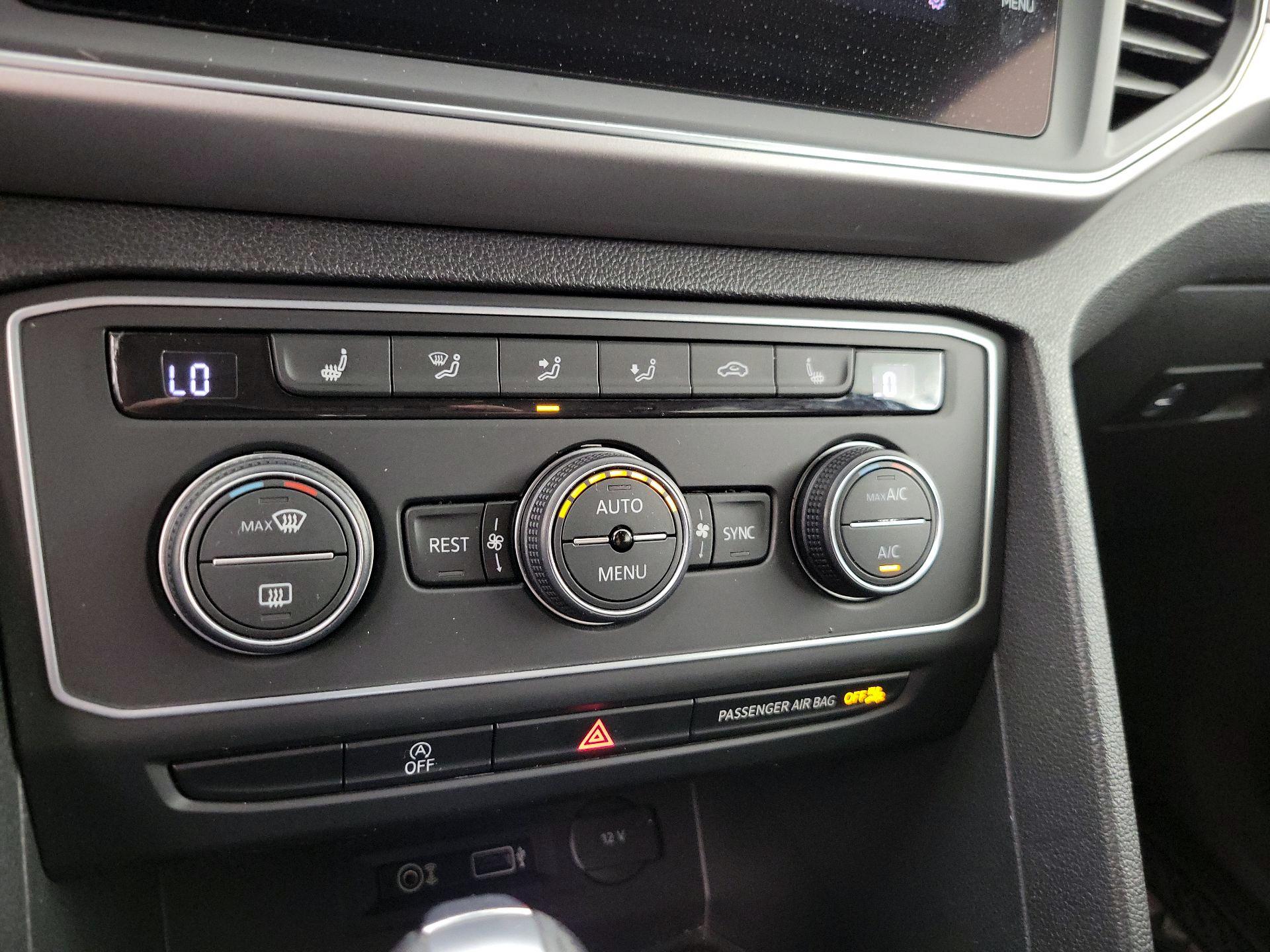 Thumbnail: 2019 Volkswagen Atlas - 16