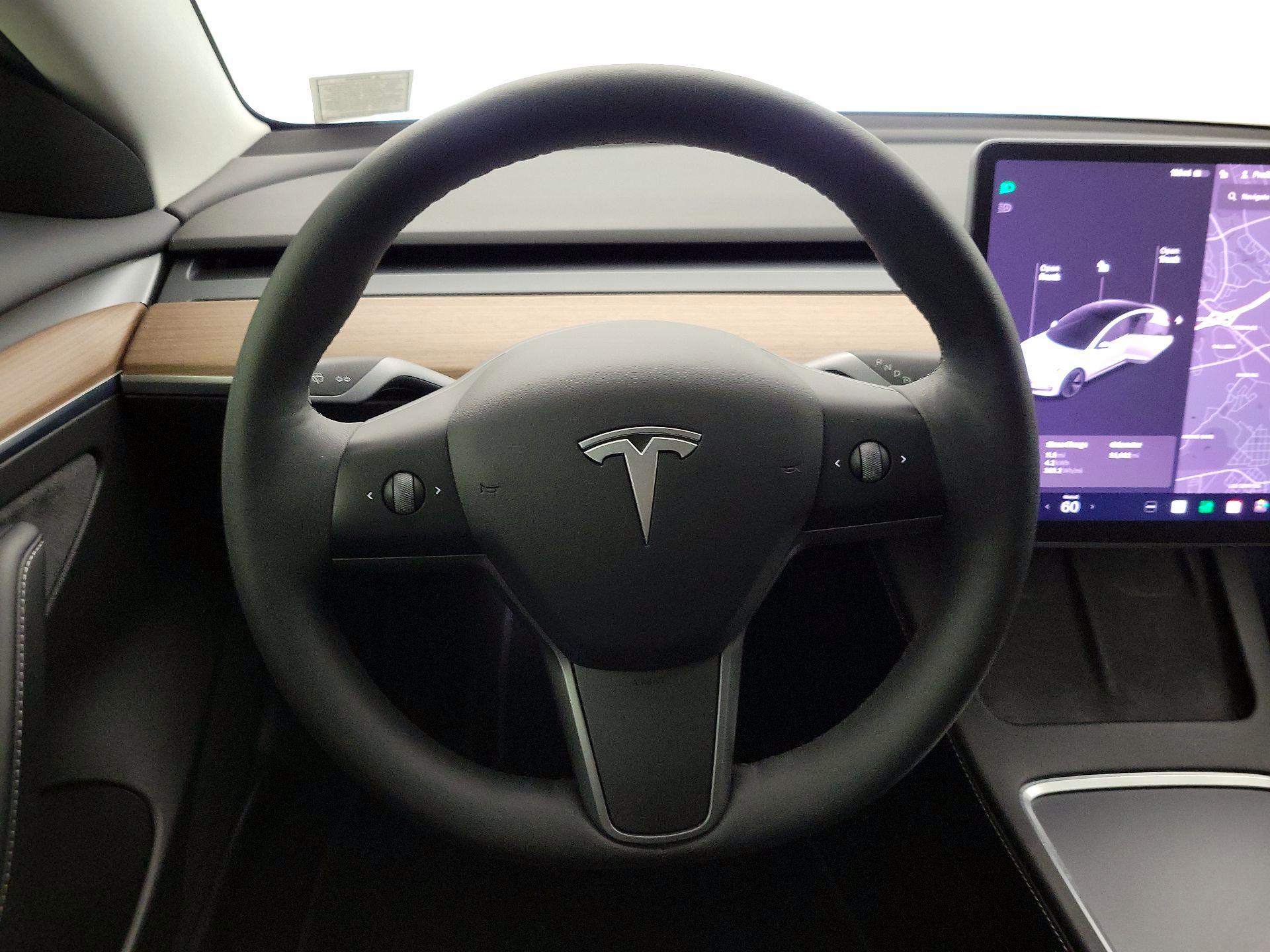Thumbnail: 2022 Tesla Model 3 - 10