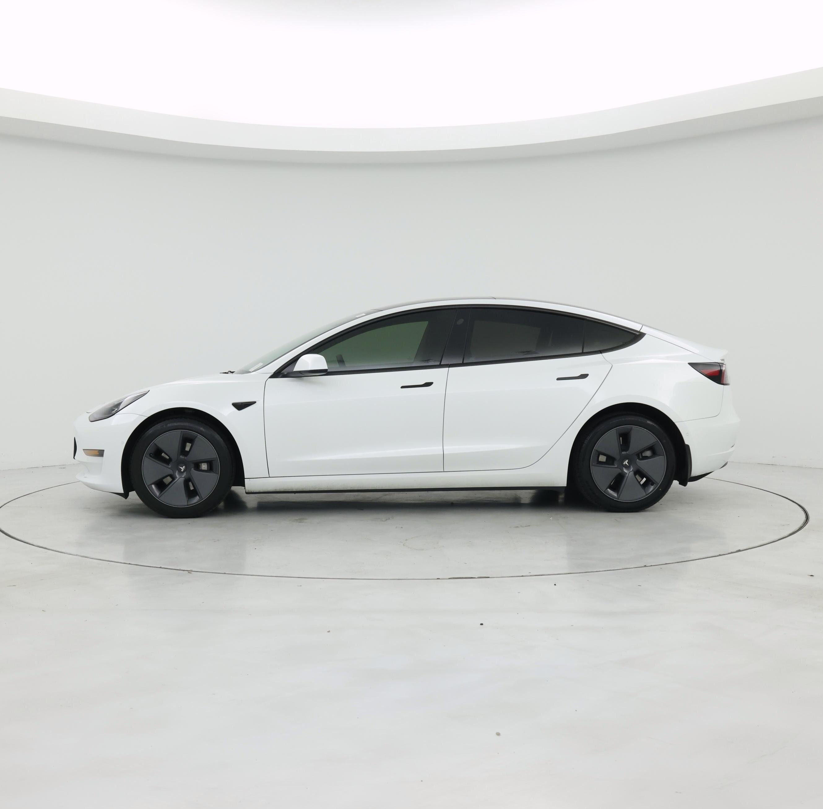 Thumbnail: 2022 Tesla Model 3 - 3