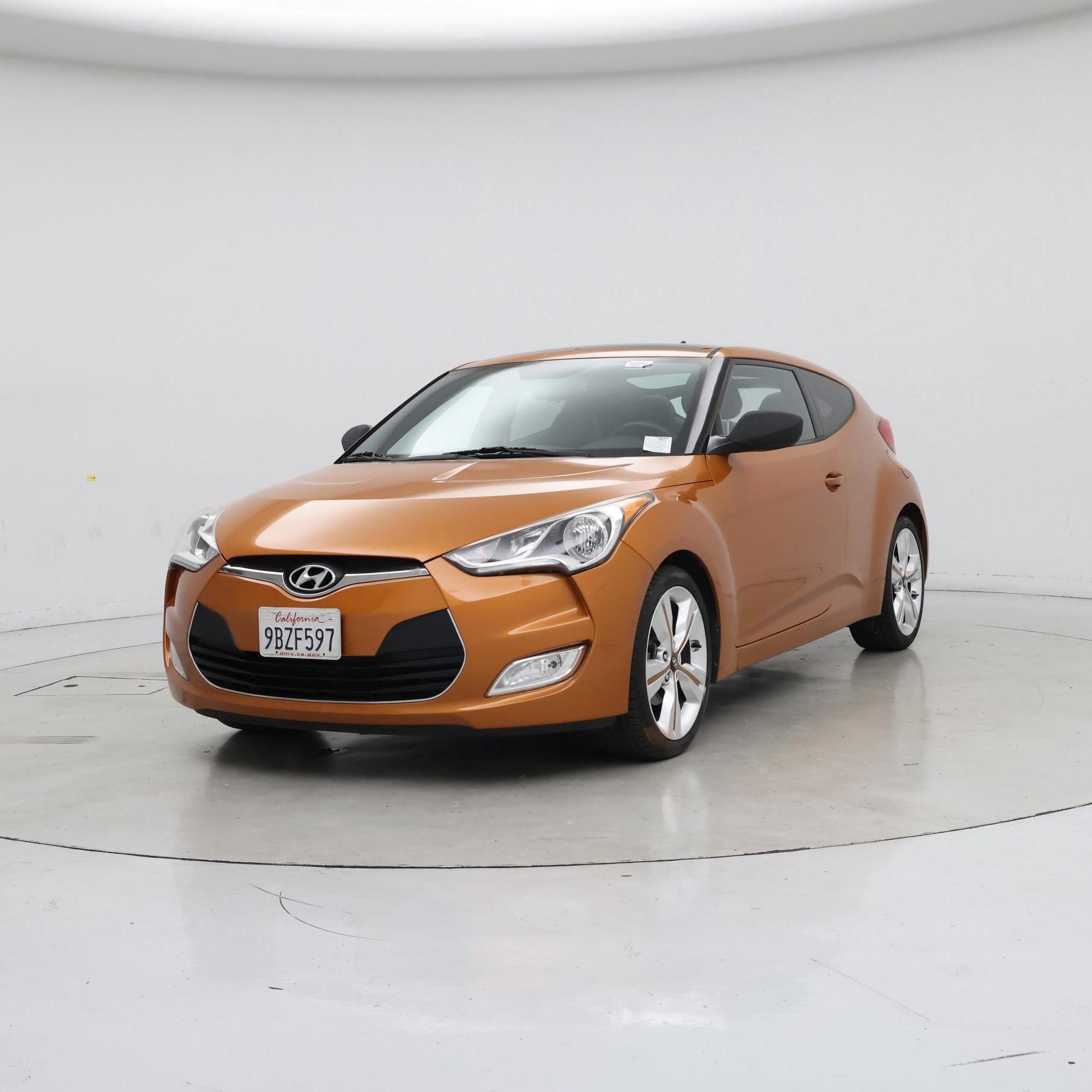 Thumbnail: 2016 Hyundai Veloster - 4
