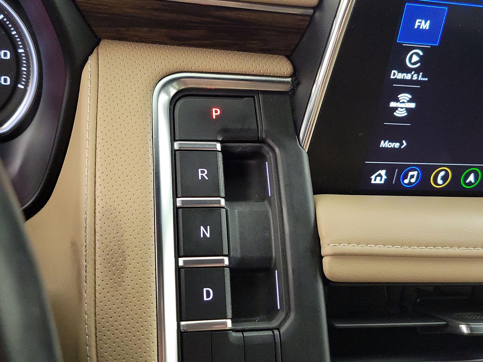 Thumbnail: 2021 Chevrolet Suburban - 17