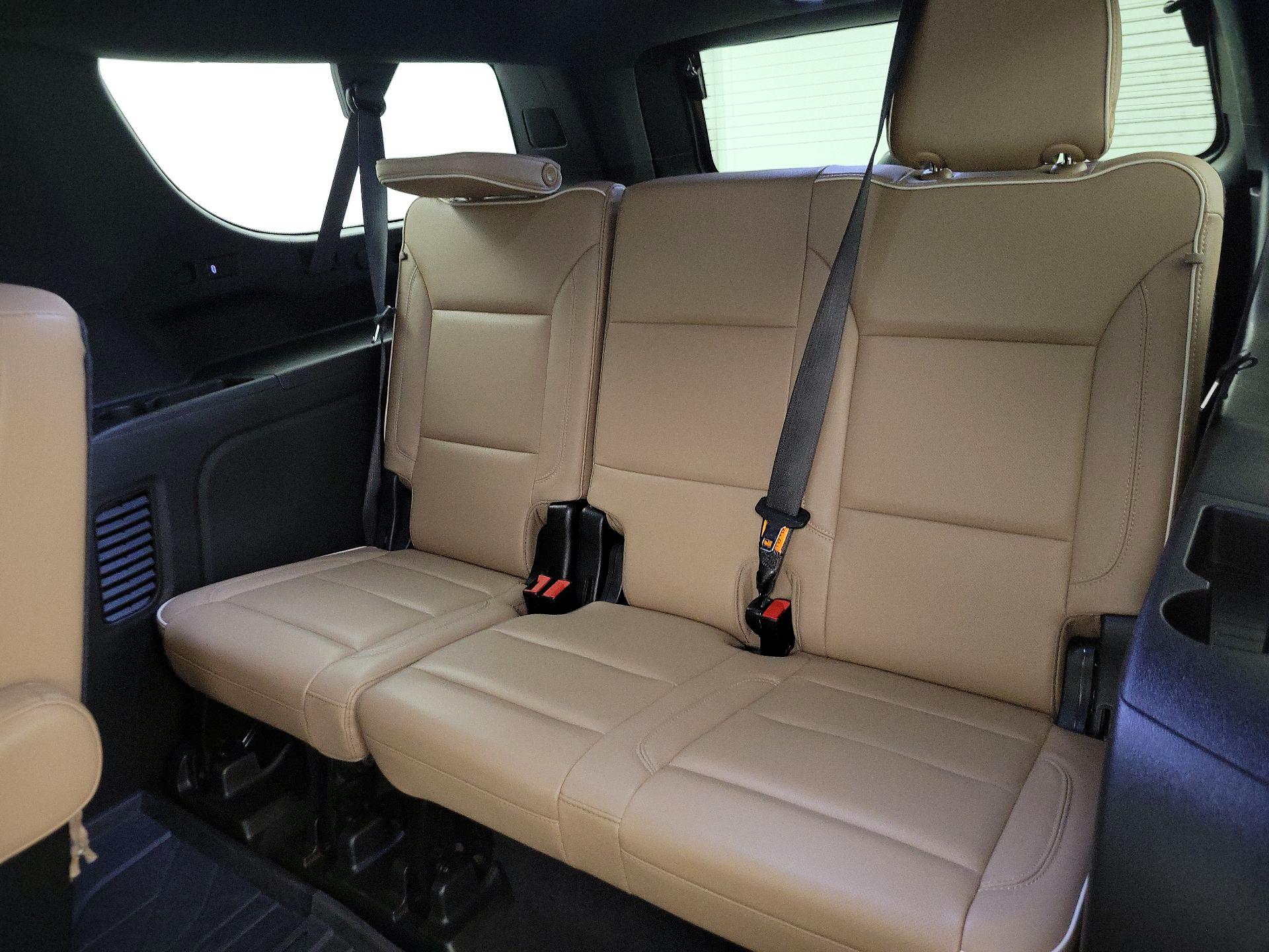 Thumbnail: 2021 Chevrolet Suburban - 20