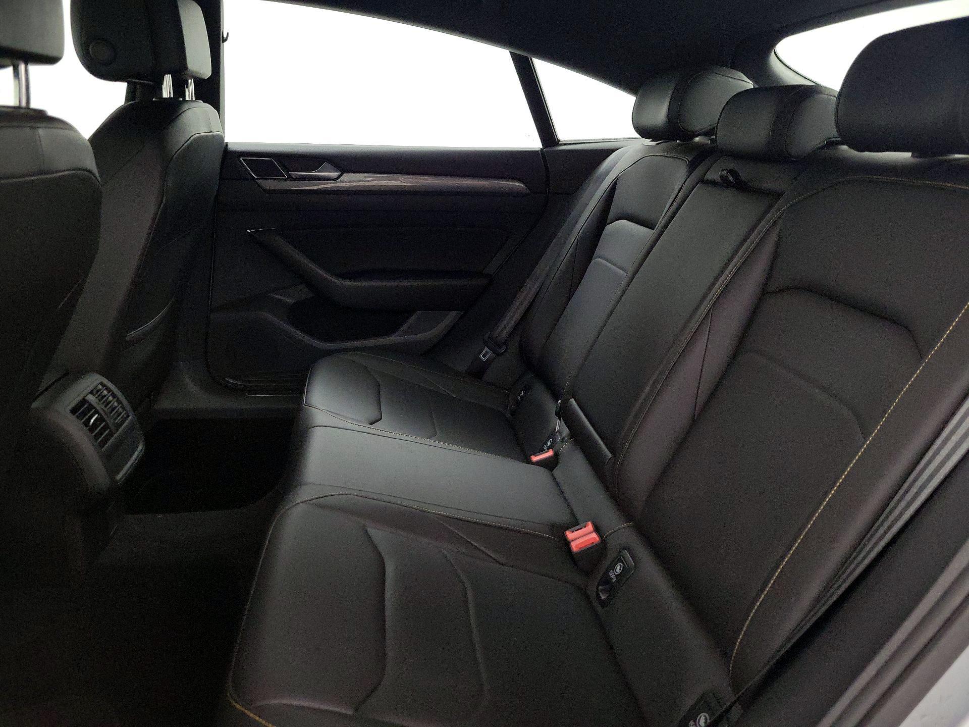 Thumbnail: 2019 Volkswagen Arteon - 19