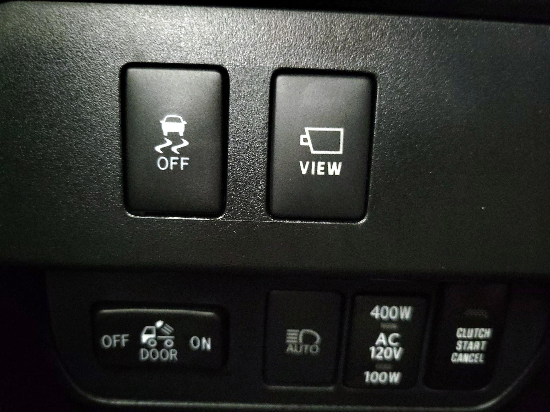 Thumbnail: 2023 Toyota Tacoma - 13